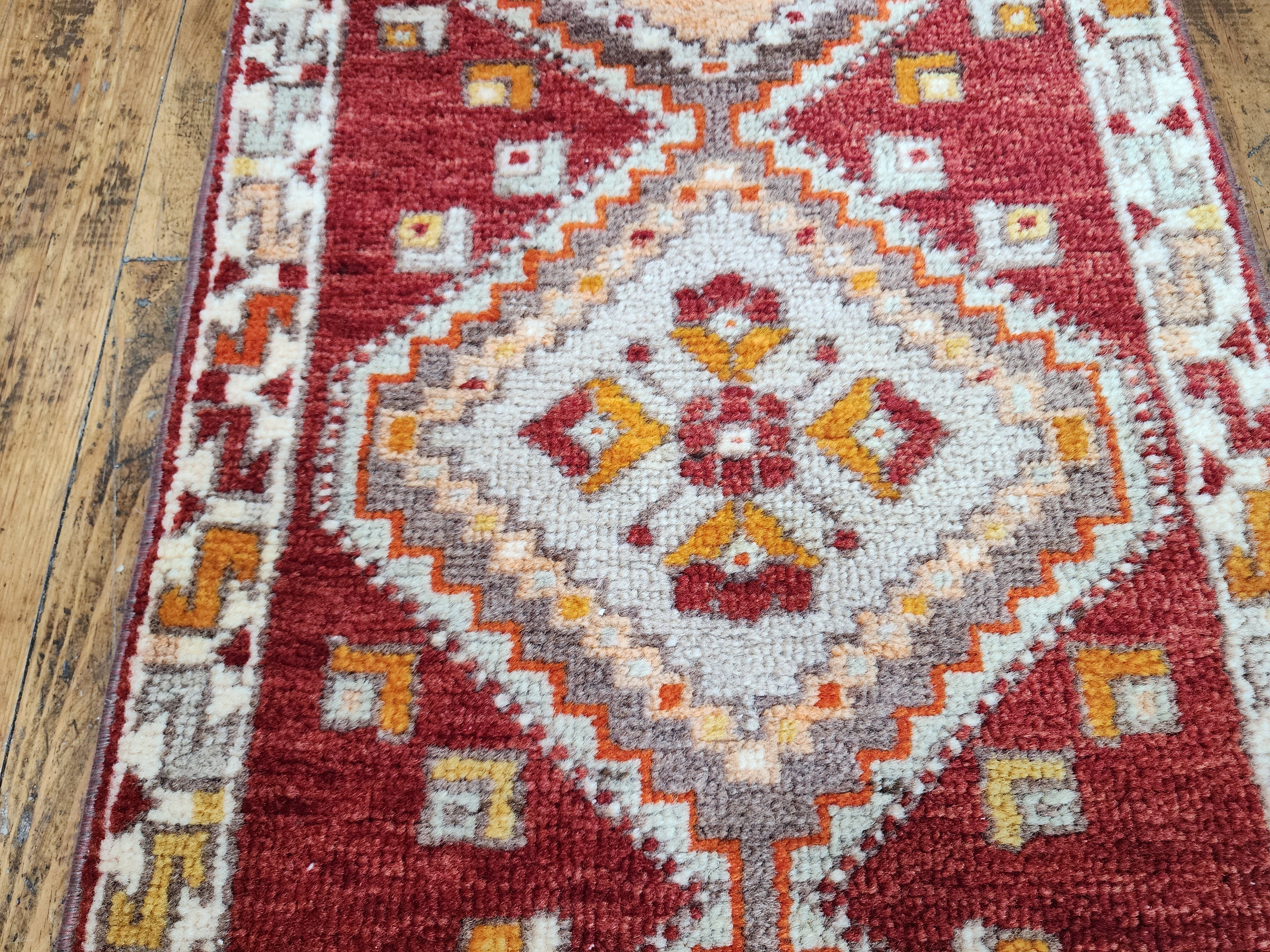 vintage Sivas Wool Small Rug — in setting