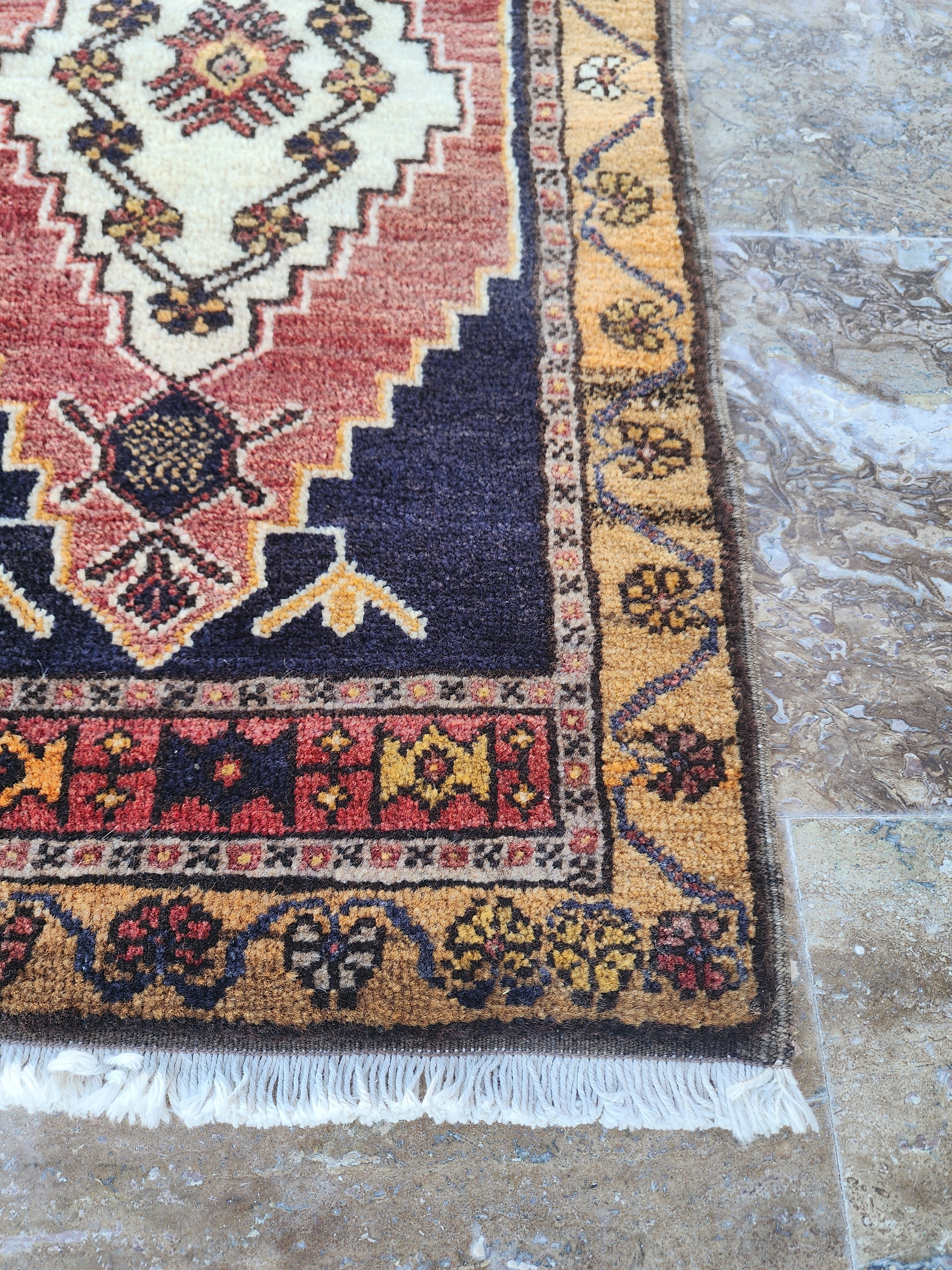 Small Vintage Rug 3 ft 2 in x 1 ft 8 in Purple/ Orrange and Blue Geometric Medallion Mat Handmade from Natural Wool for Entry or Bedroom
