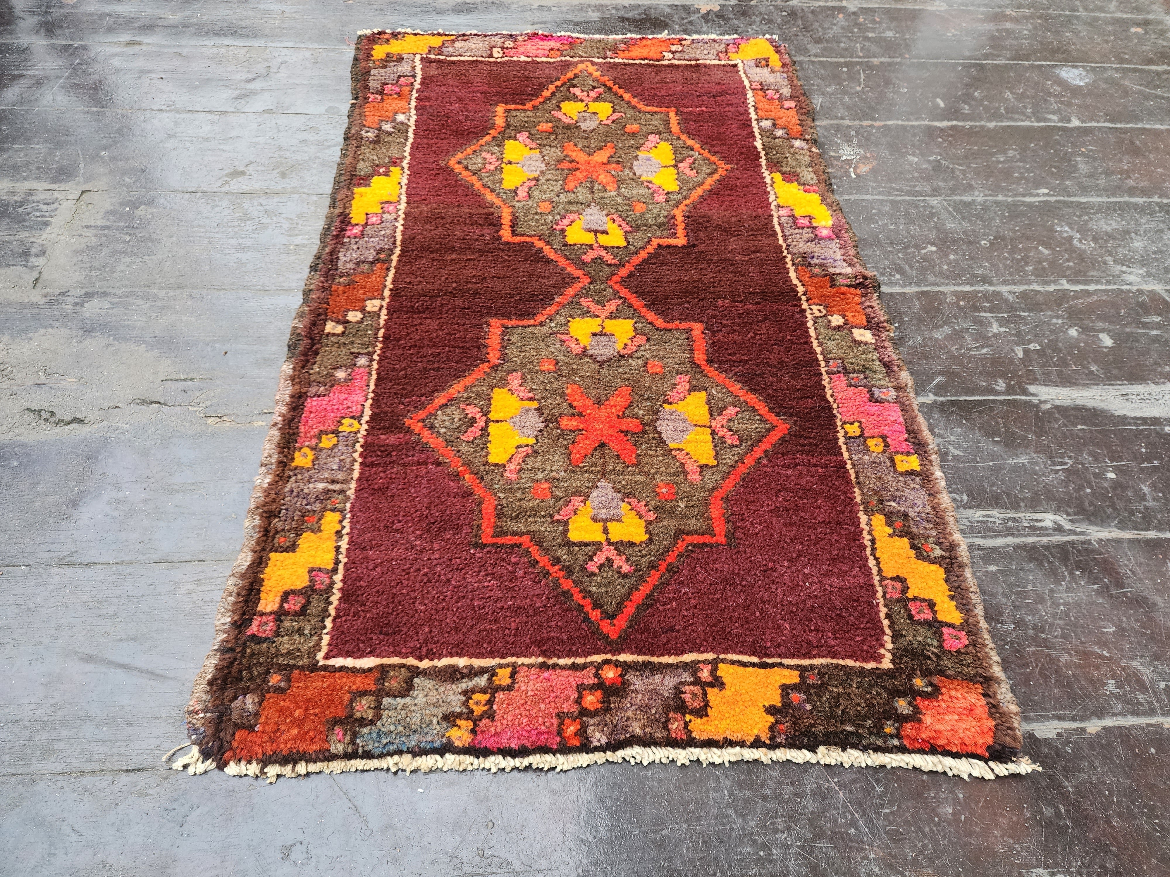 Vintage Turkish Rug, Small Rug, 2'9"x1'8"