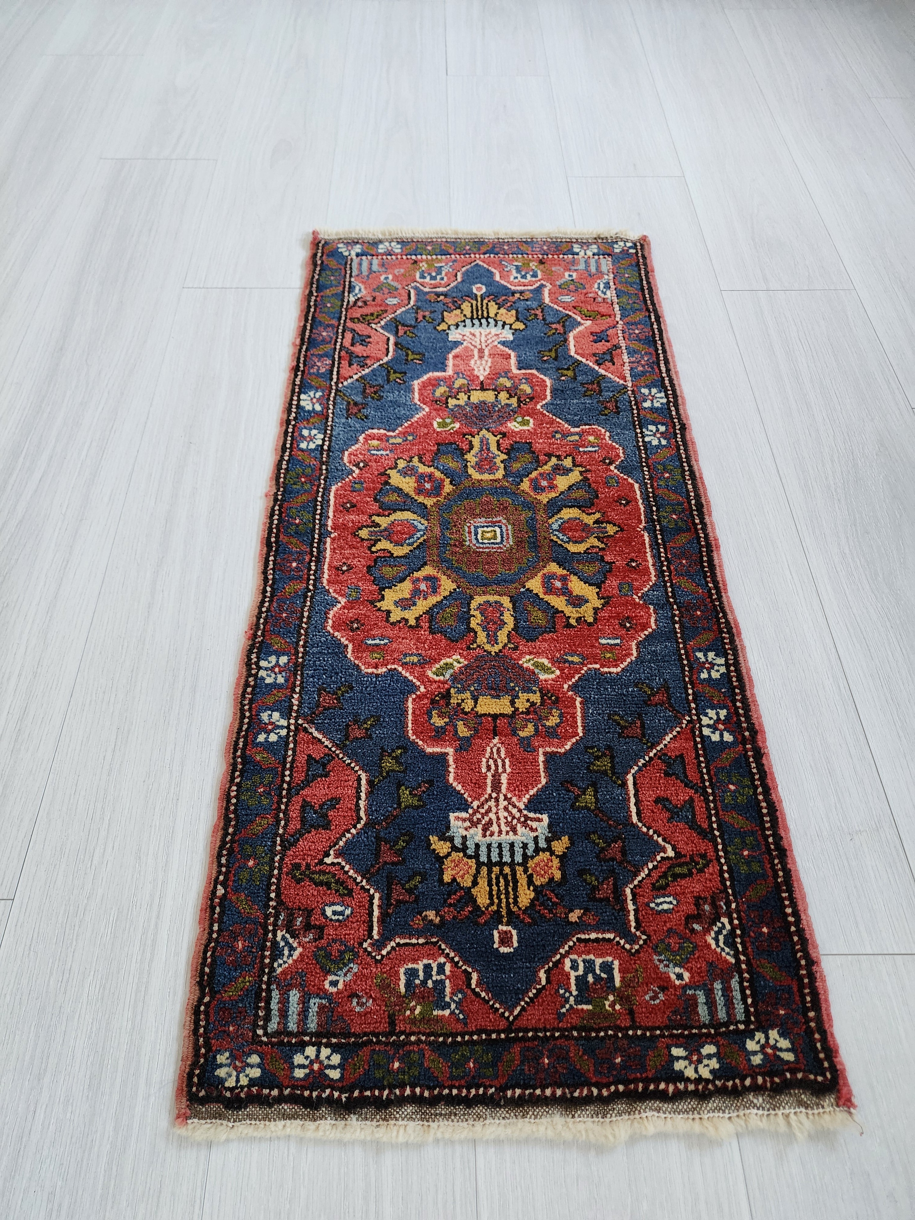 vintage Anatolian Wool Small Rug — detail texture
