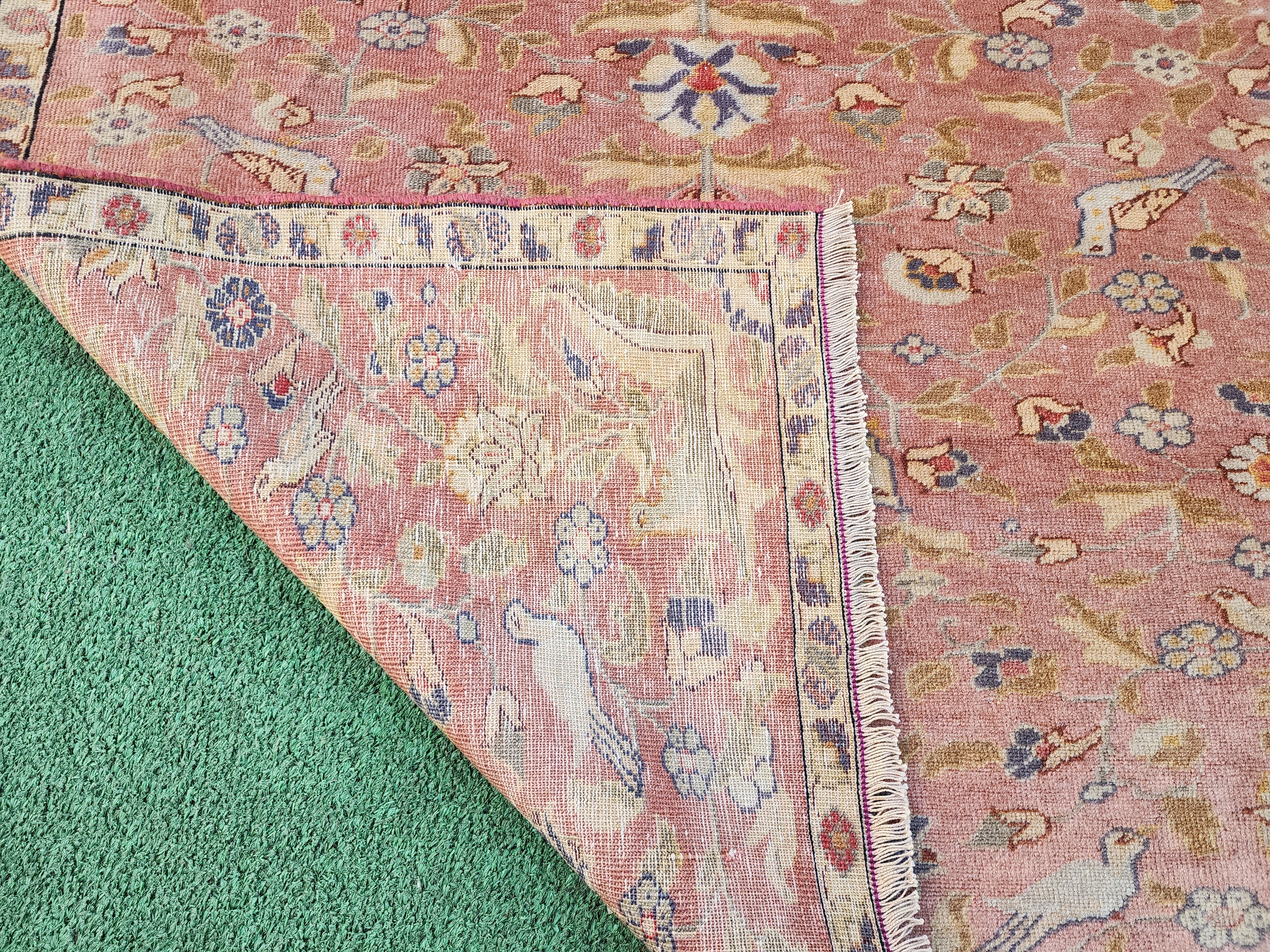 antique Kayseri Small Rug — border pattern