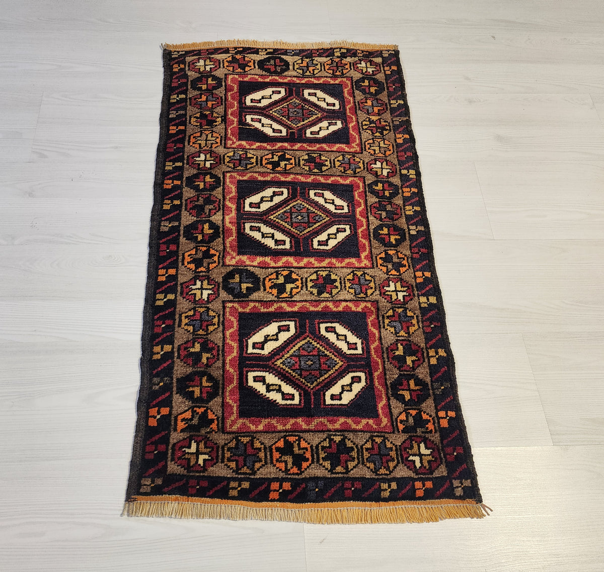 Vintage Adana rug in brown, blue and white, 1'9" x 3'3", photo 2