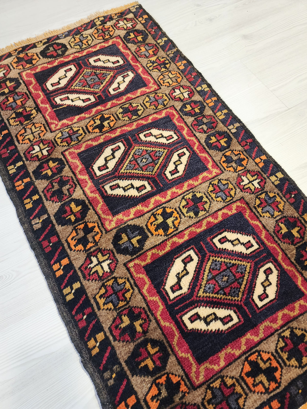 Vintage Adana rug in brown, blue and white, 1'9" x 3'3", photo 3