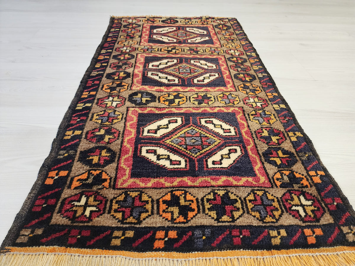 Vintage Adana rug in brown, blue and white, 1'9" x 3'3", photo 10