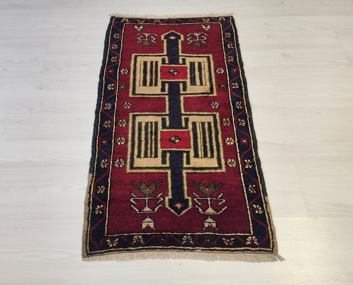 Vintage Adana rug in red, blue and beige, 1'10" x 3'2", photo 2