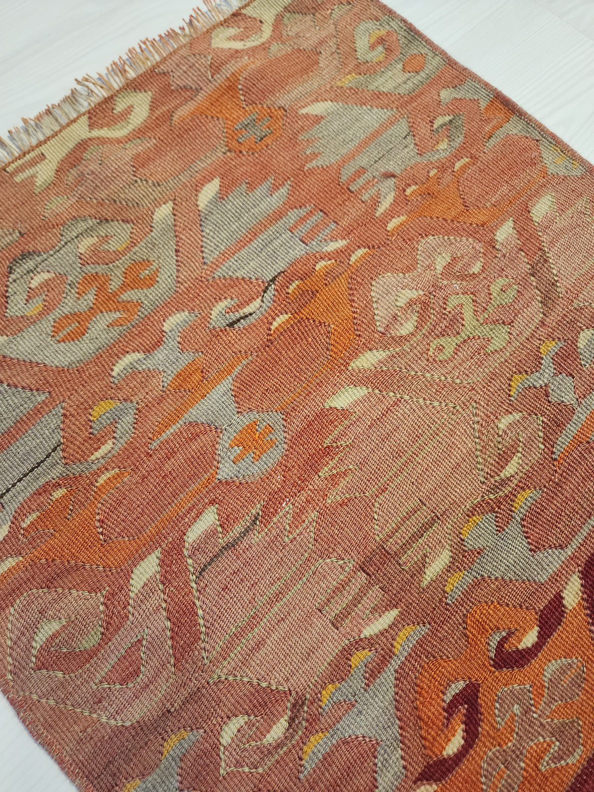 Vintage Afyon kilim rug in pink and orange, 1'7" x 3', photo 7