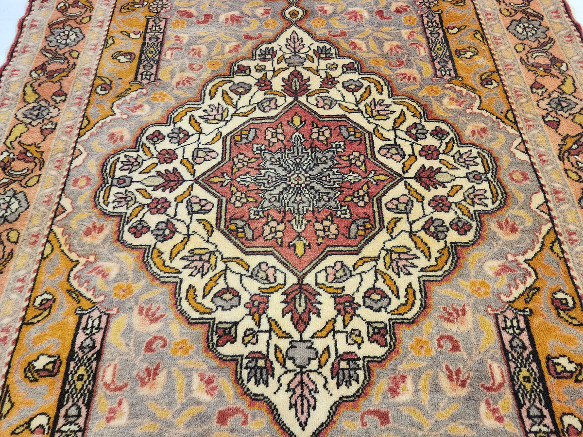 80-Year-Old Hand-Knotted Kayseri Burunguz Rug – Armenian Weave, Natural Dyes (4x7 ft)