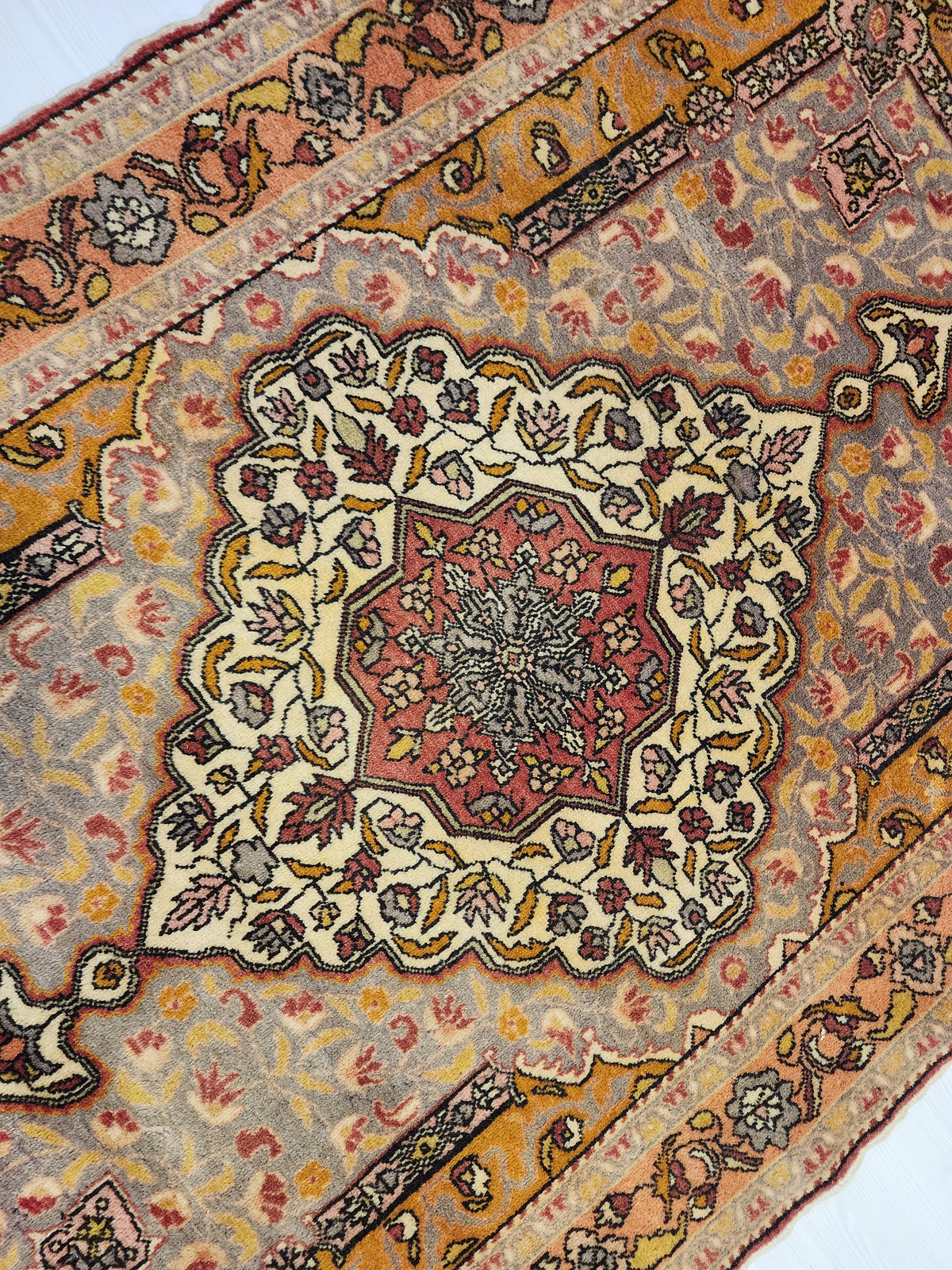 80-Year-Old Hand-Knotted Kayseri Burunguz Rug – Armenian Weave, Natural Dyes (4x7 ft)