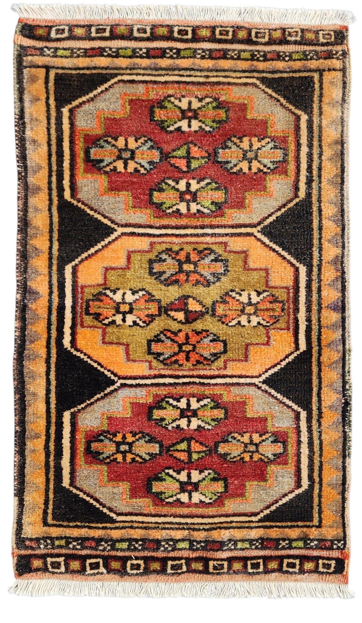 Kait — Authentic Vintage Anatolian Tribal Rug