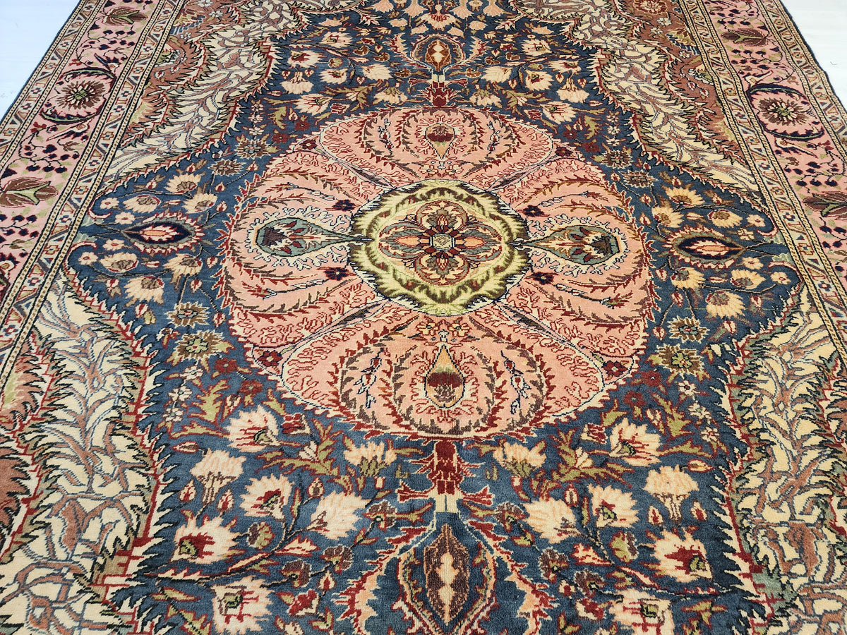 Vintage Kayseri medallion rug in blue, pink and beige, 6'6" x 9'9", photo 3