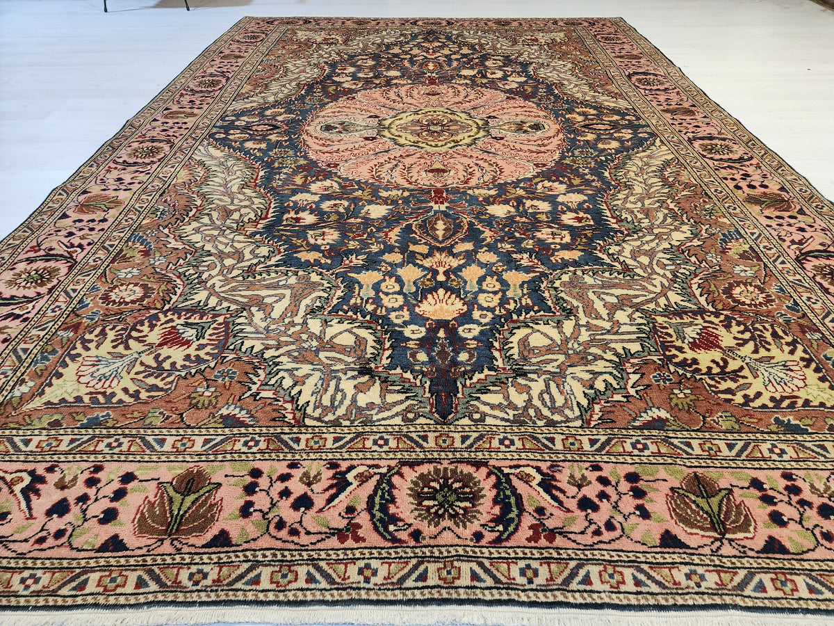Vintage Kayseri medallion rug in blue, pink and beige, 6'6" x 9'9", photo 11