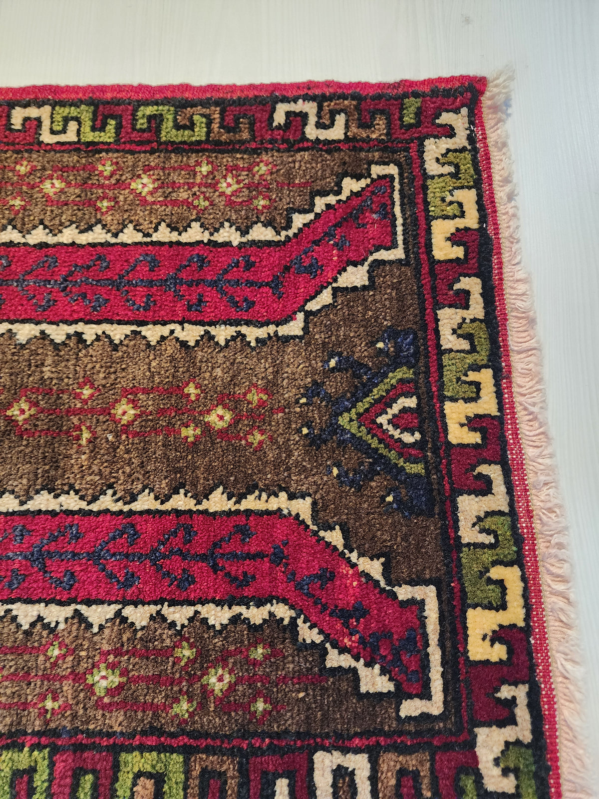 Vintage Konya rug in brown and red, 1'6" x 3'4", photo 6