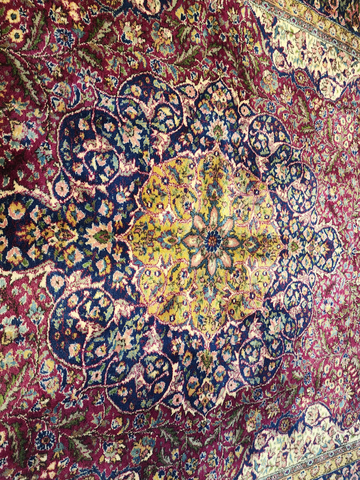 Vintage Ladik medallion rug in red, blue and beige, 6'10" x 10'2", photo 3