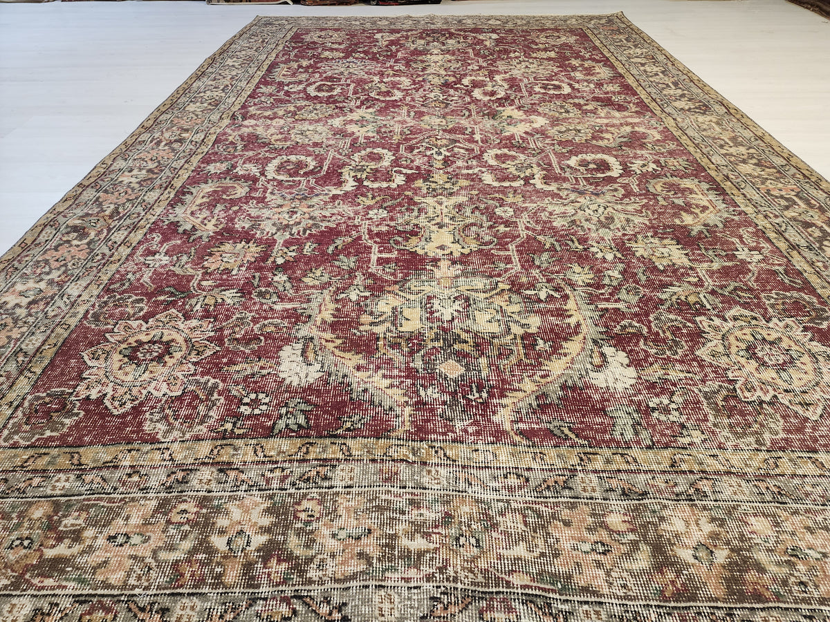 Vintage Turkish Oushak Hand-Knotted Wool Rug, Distressed Floral Carpet (6'8''x10'9'')