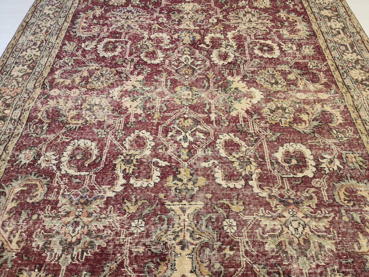 Vintage Turkish Oushak Hand-Knotted Wool Rug, Distressed Floral Carpet (6'8''x10'9'')