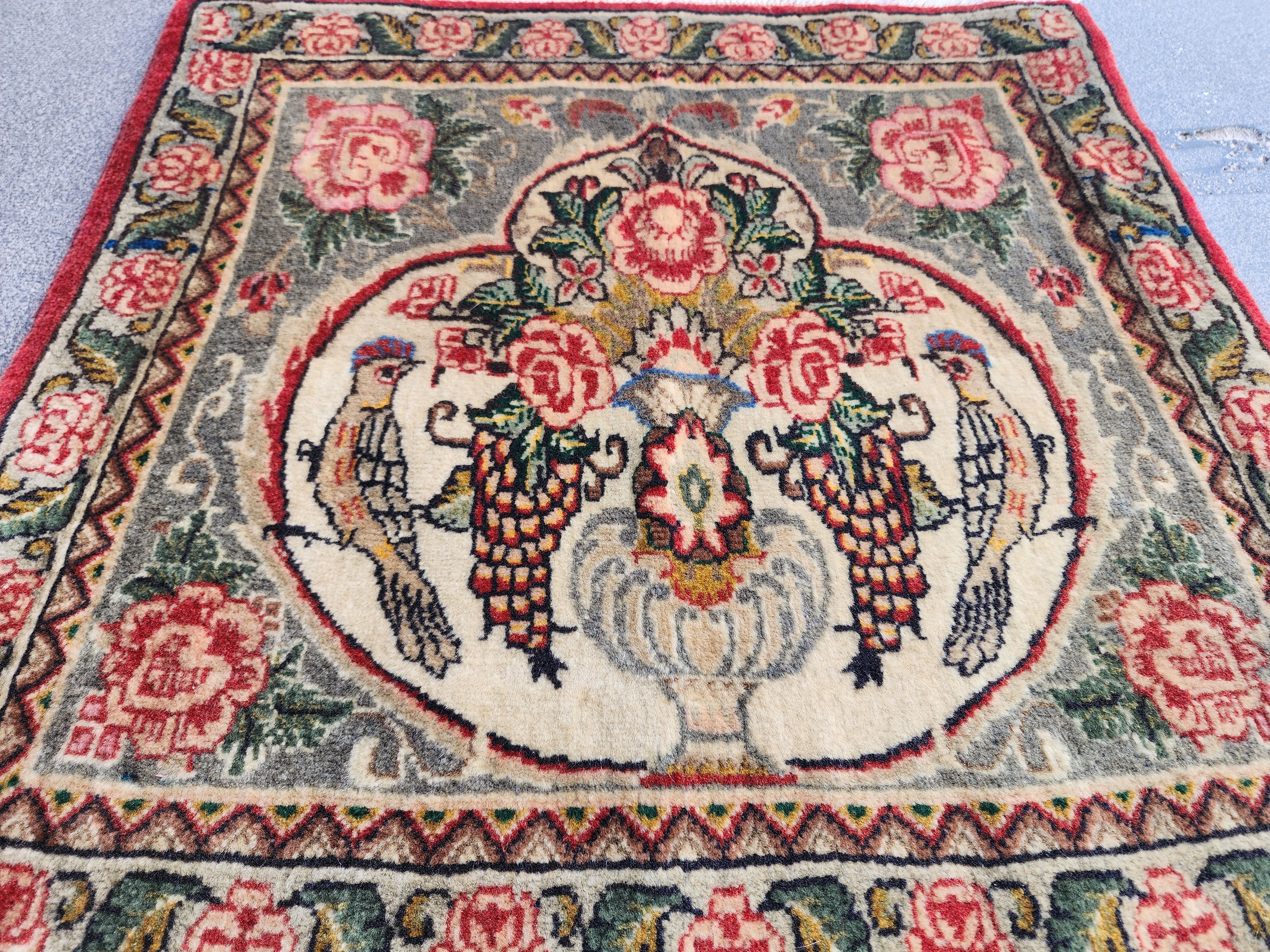 Hyale — Vintage Small Oriental Rug, Pictorial Birds and Flowers Rug