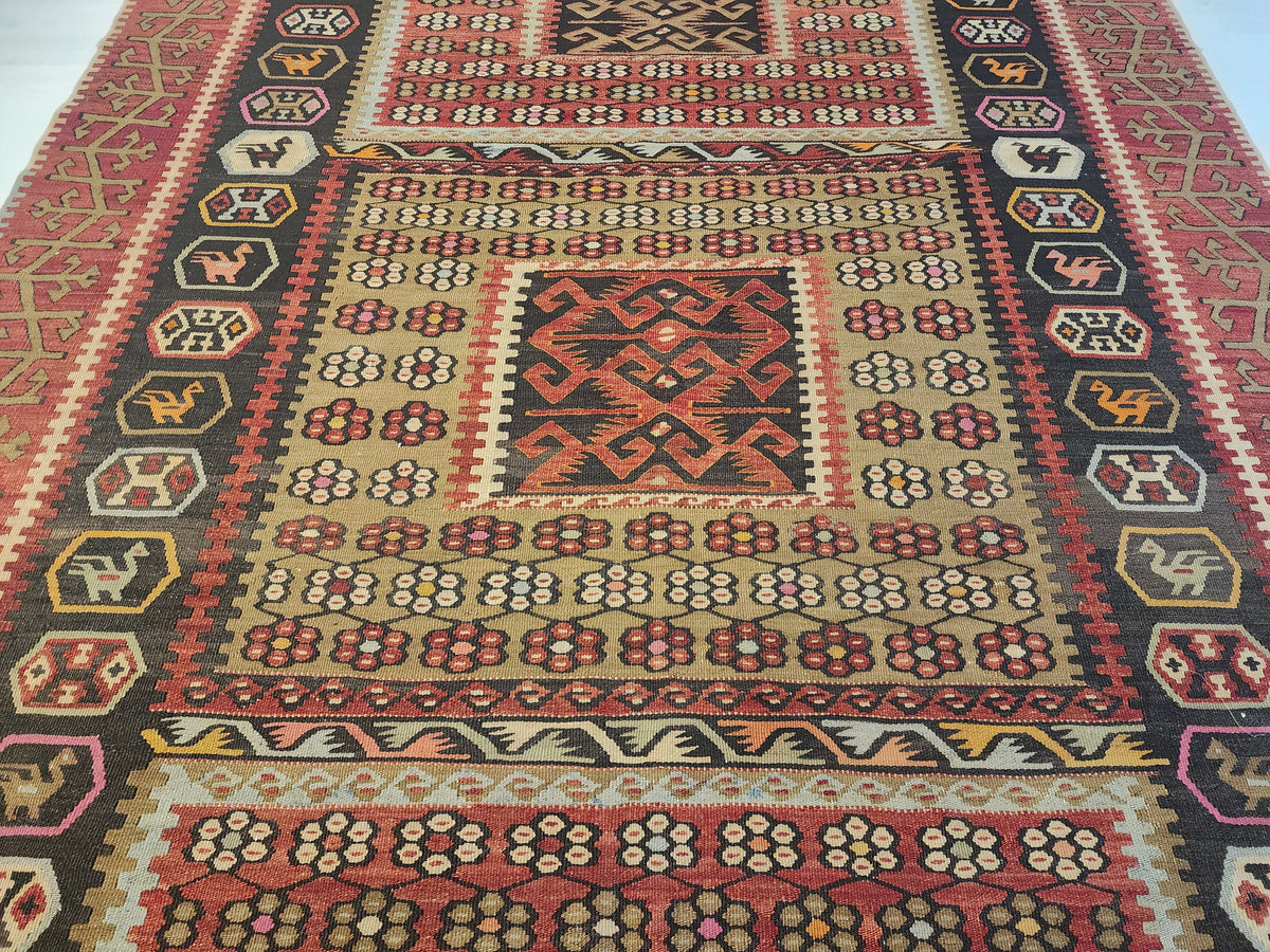 Hatuniye — 1940s Turkish Kilim Rug — photo 5