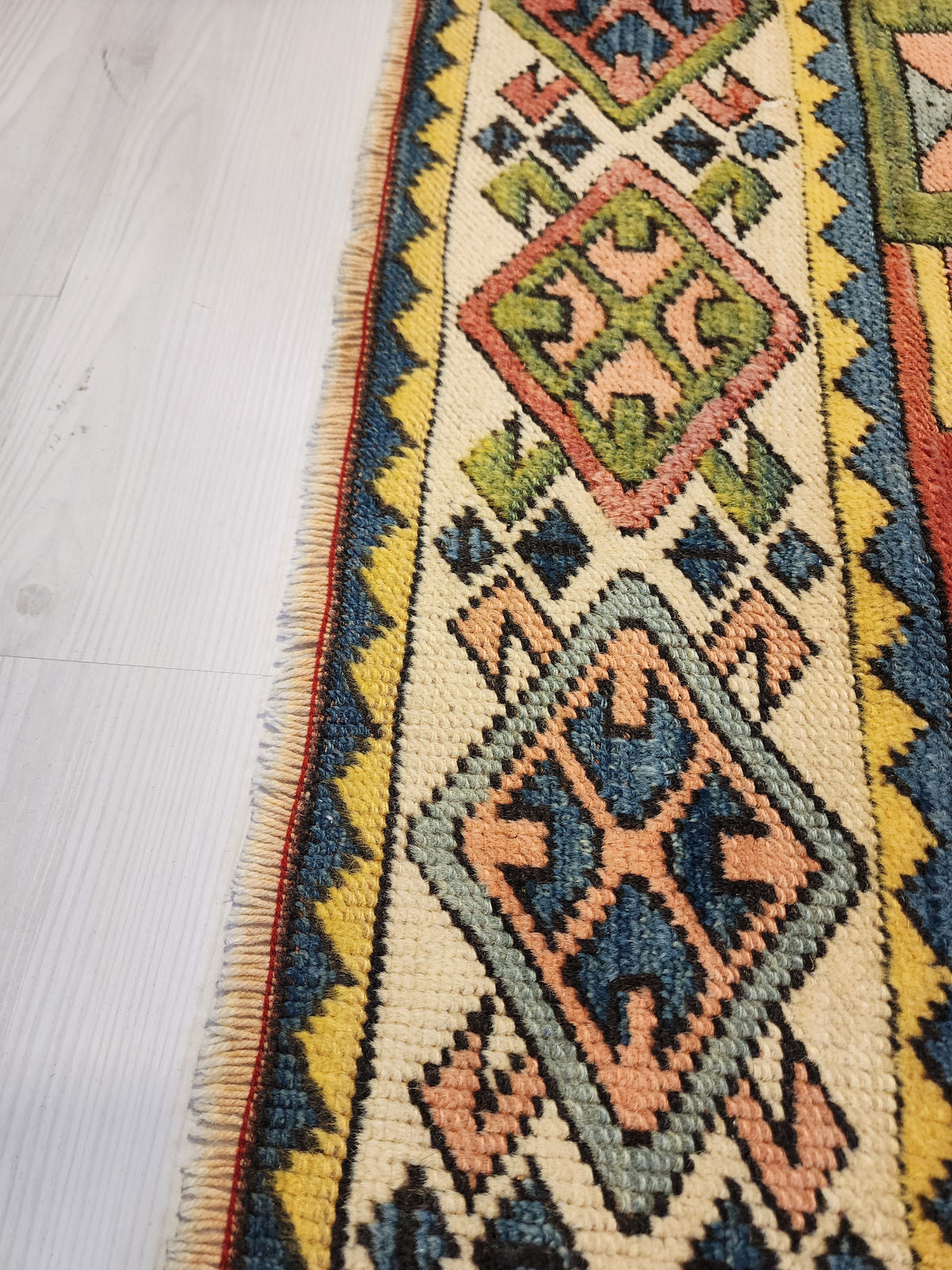 Meva — Handmade Izmir Turkish Wool Rug – Natural Dyes, Tribal Geometric Design (137x191cm)