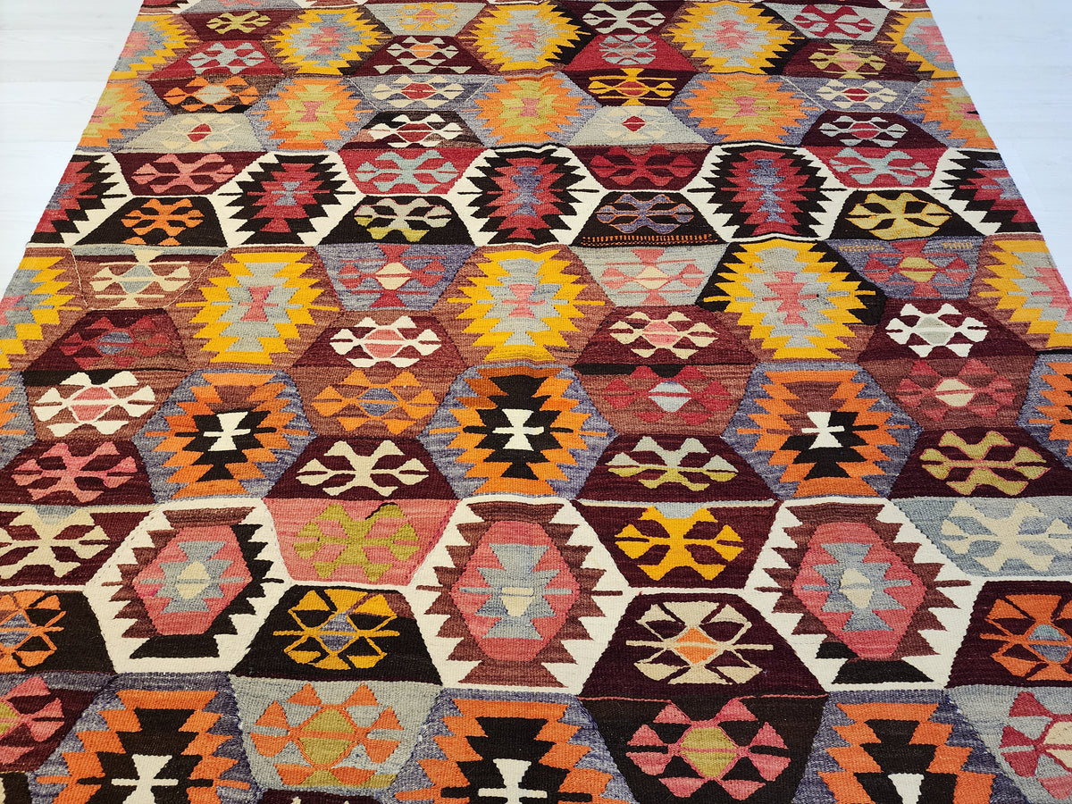 Methone — Vintage Turkish Tavas Kilim Rug, Handwoven Pure Wool, Vegetable Dyed (8x5)