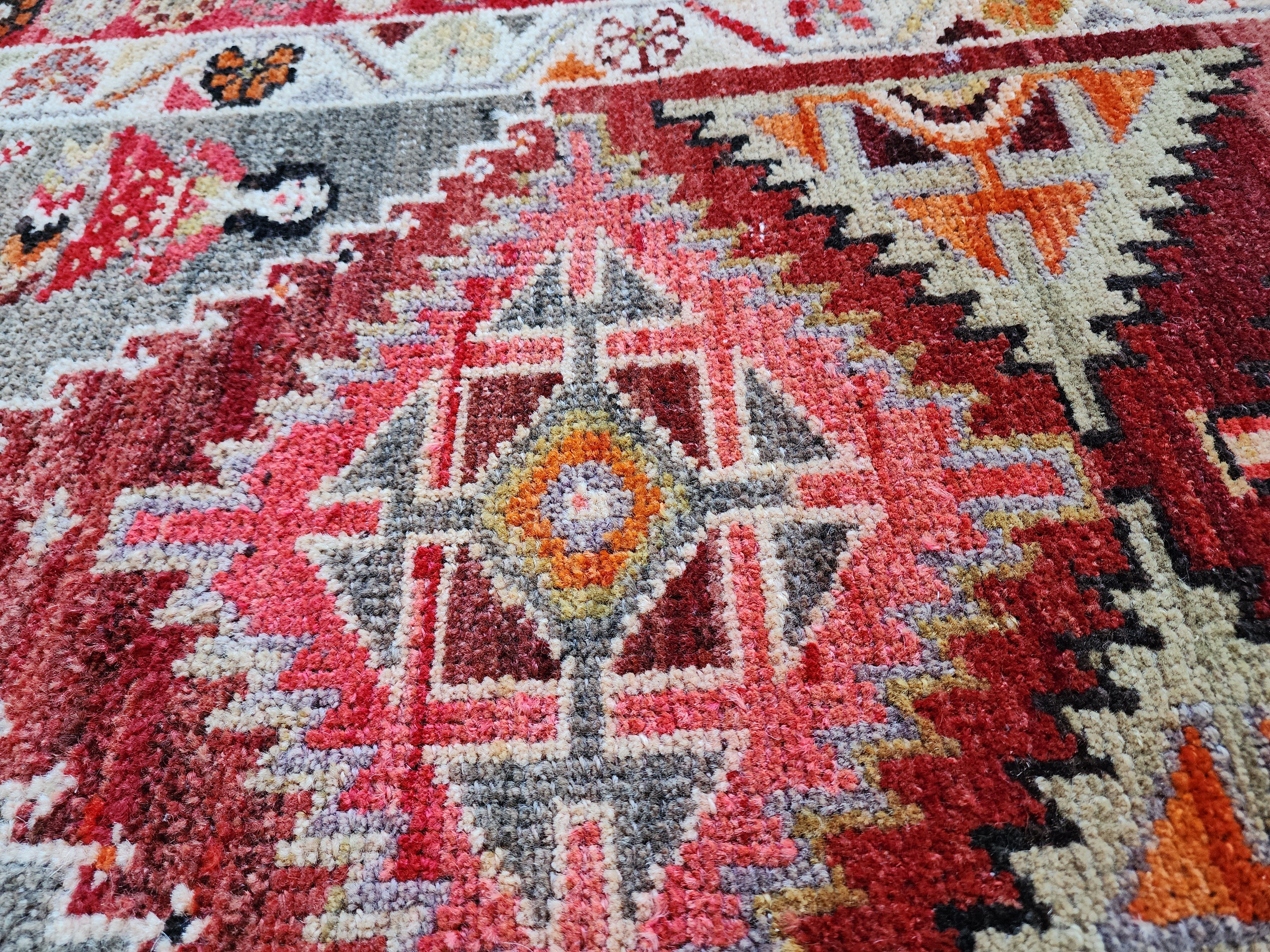 vintage Oushak Wool Runner Rug — border pattern