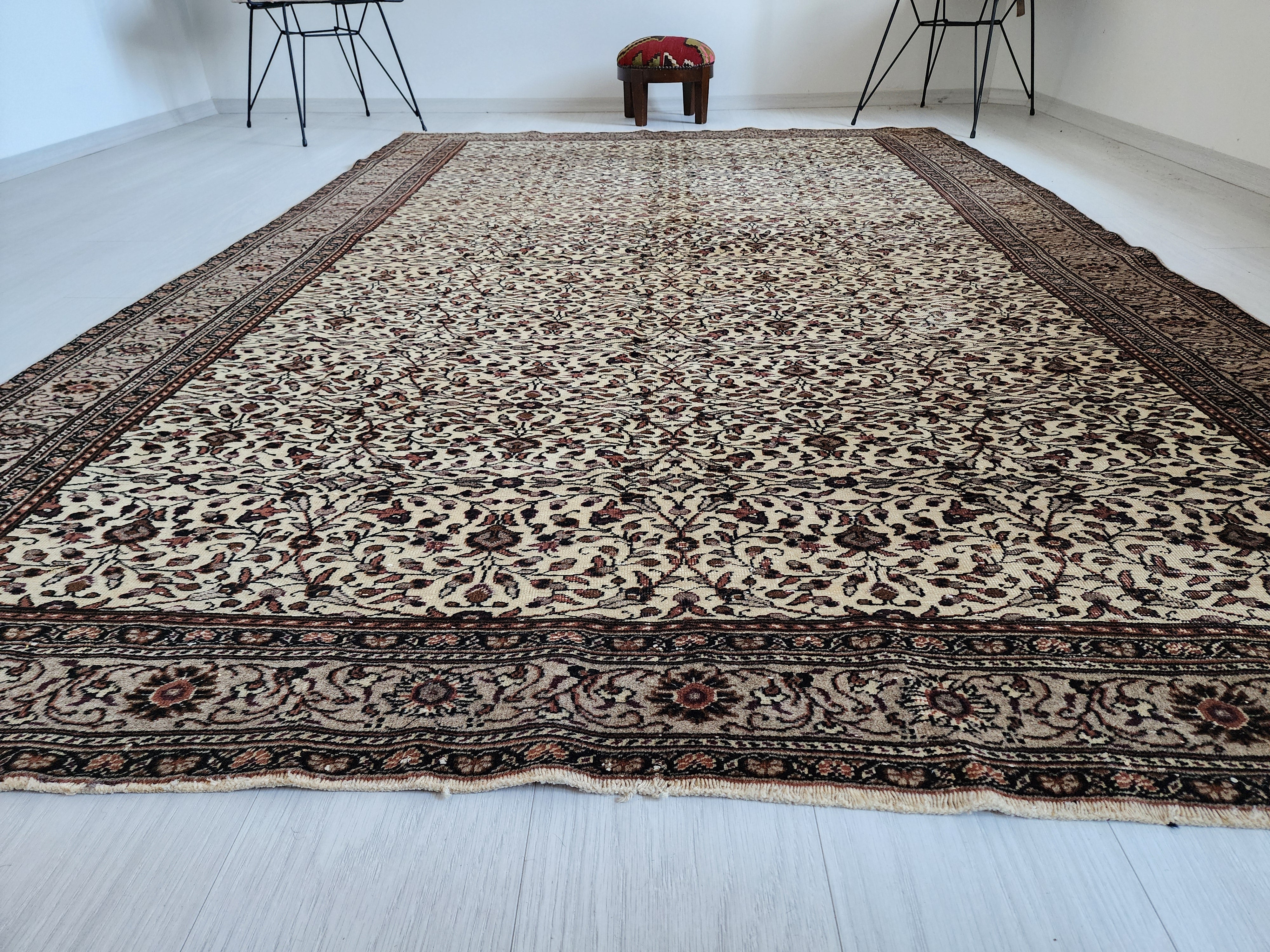vintage Kayseri Wool Area Rug — pile detail