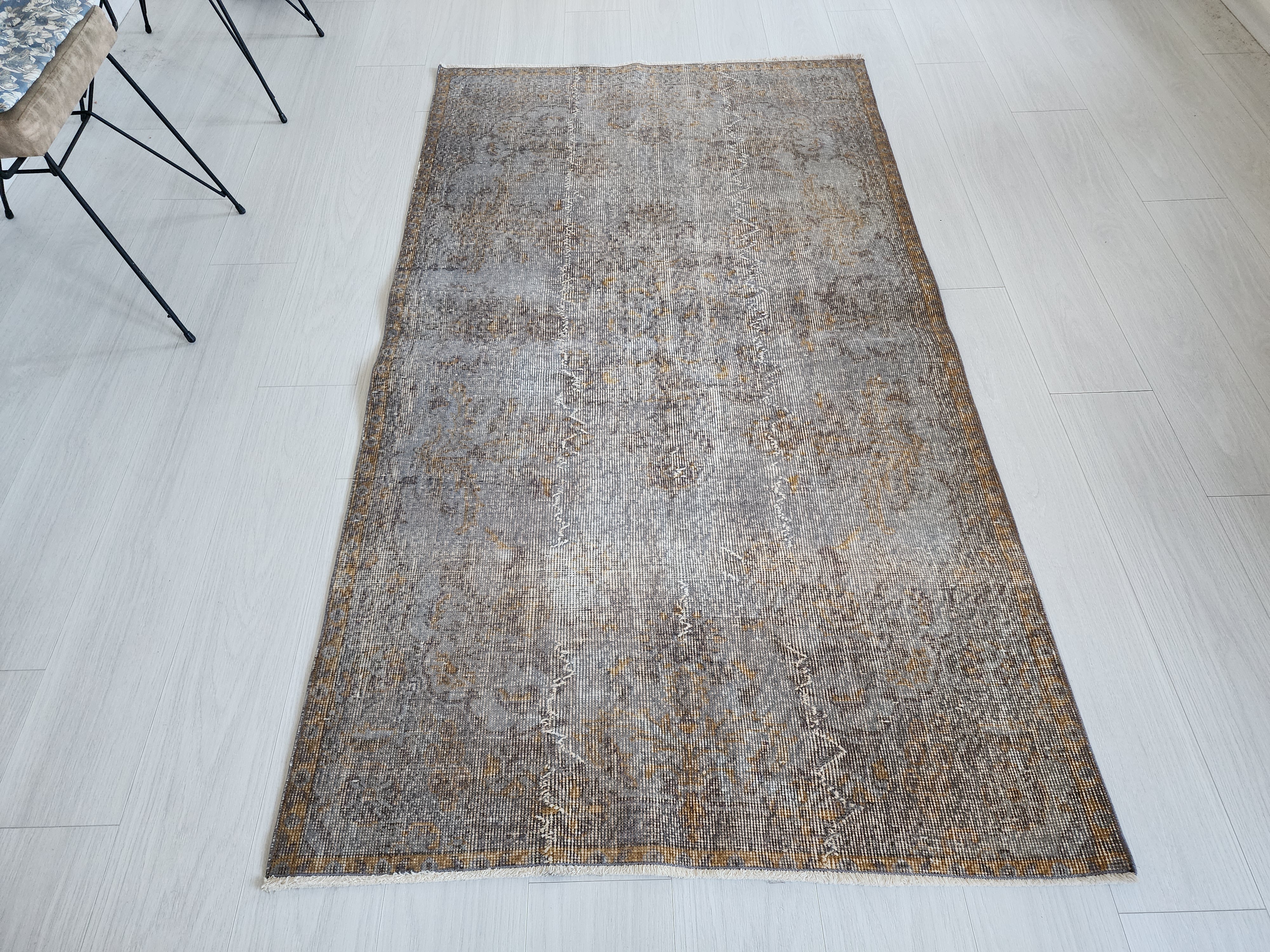 vintage Anatolian Wool Small Rug — detail texture