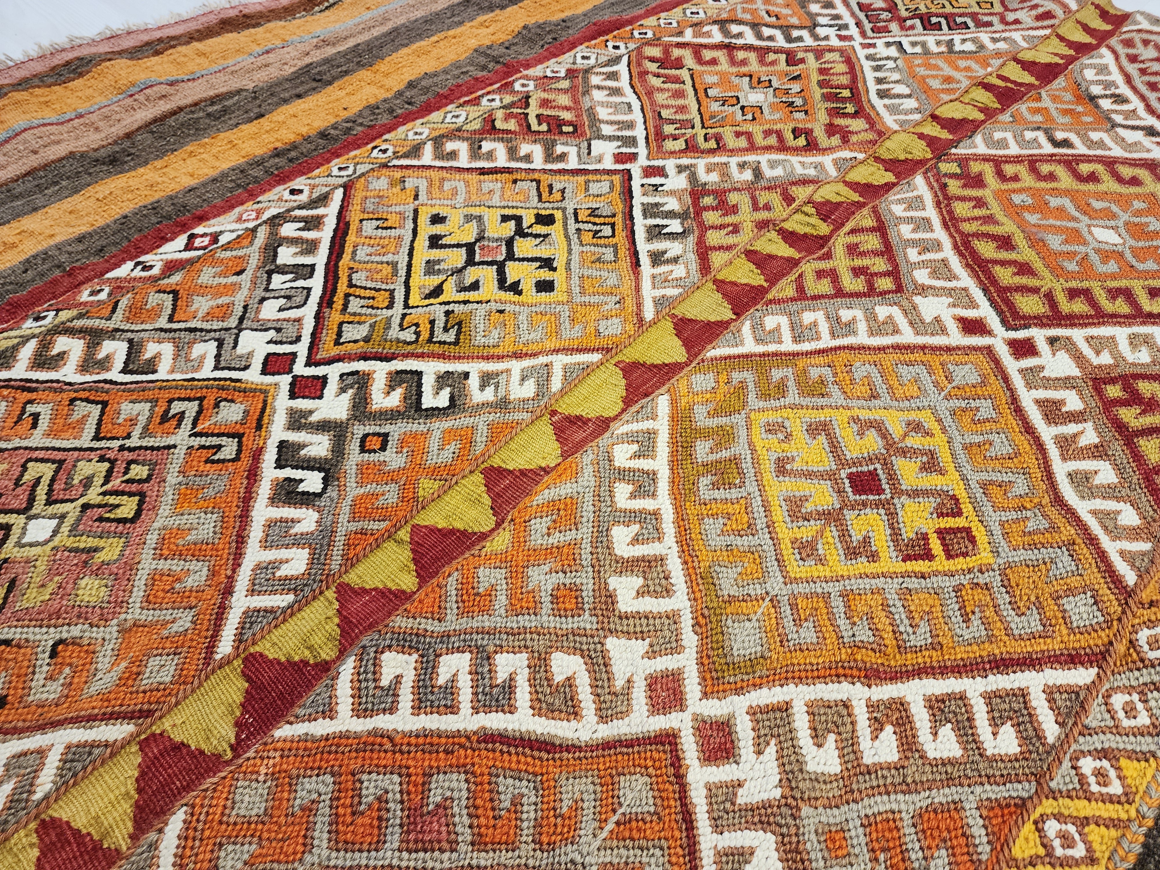 Vintage Turkish Kilim Rug, Southwestern Aztec Wool, 5x6 ft