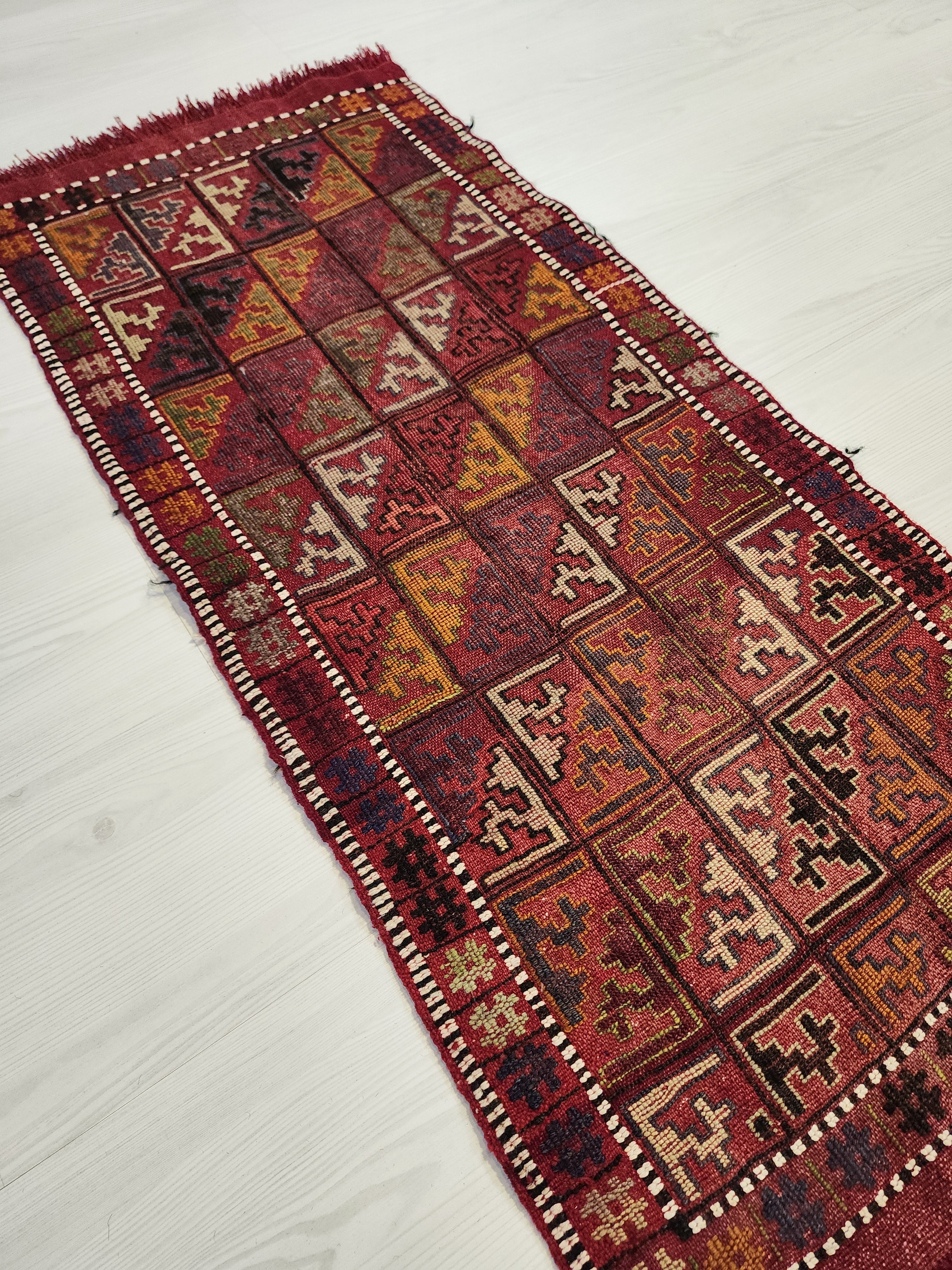 vintage Konya Wool Small Rug — detail texture