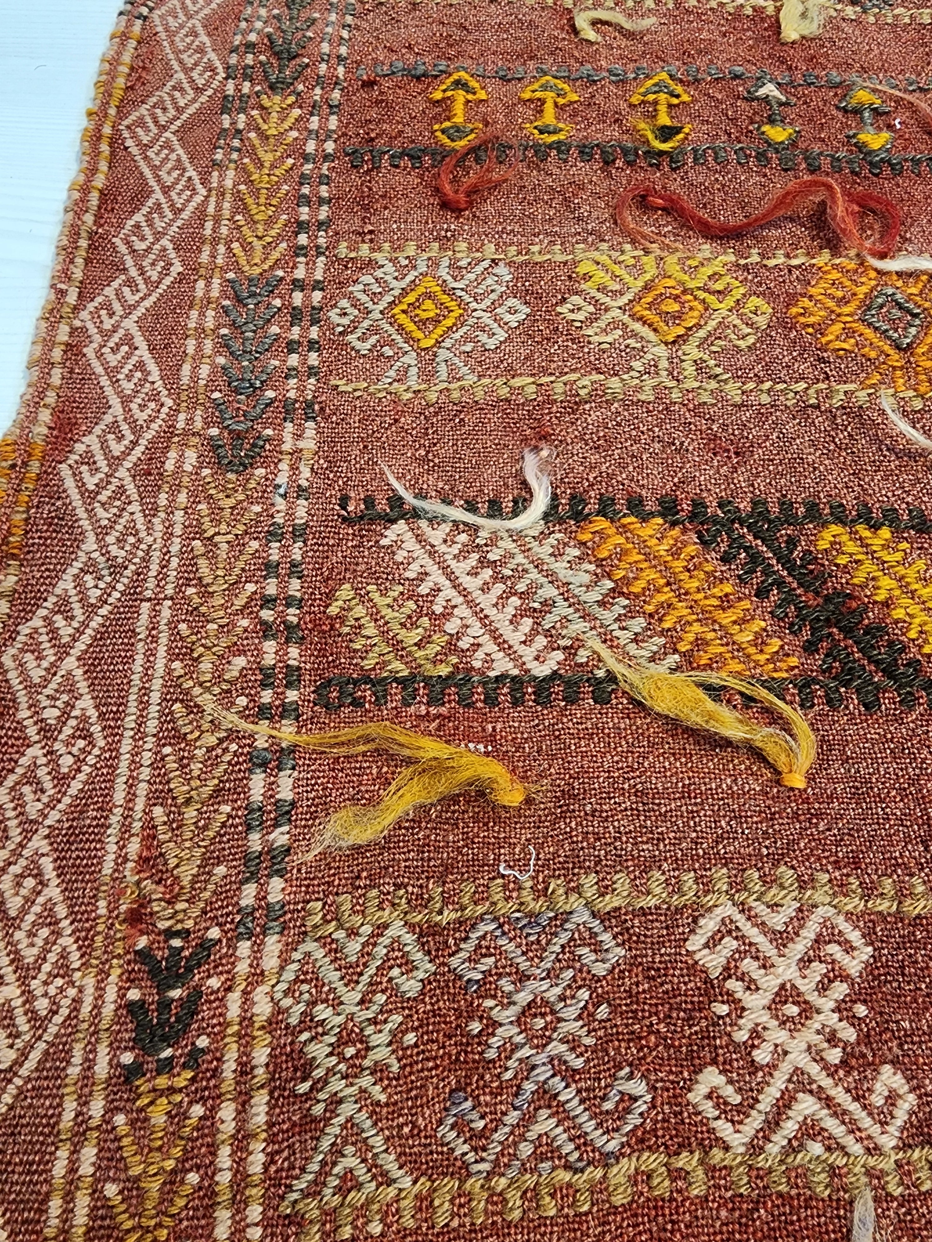 vintage Konya Wool Small Rug — corner detail