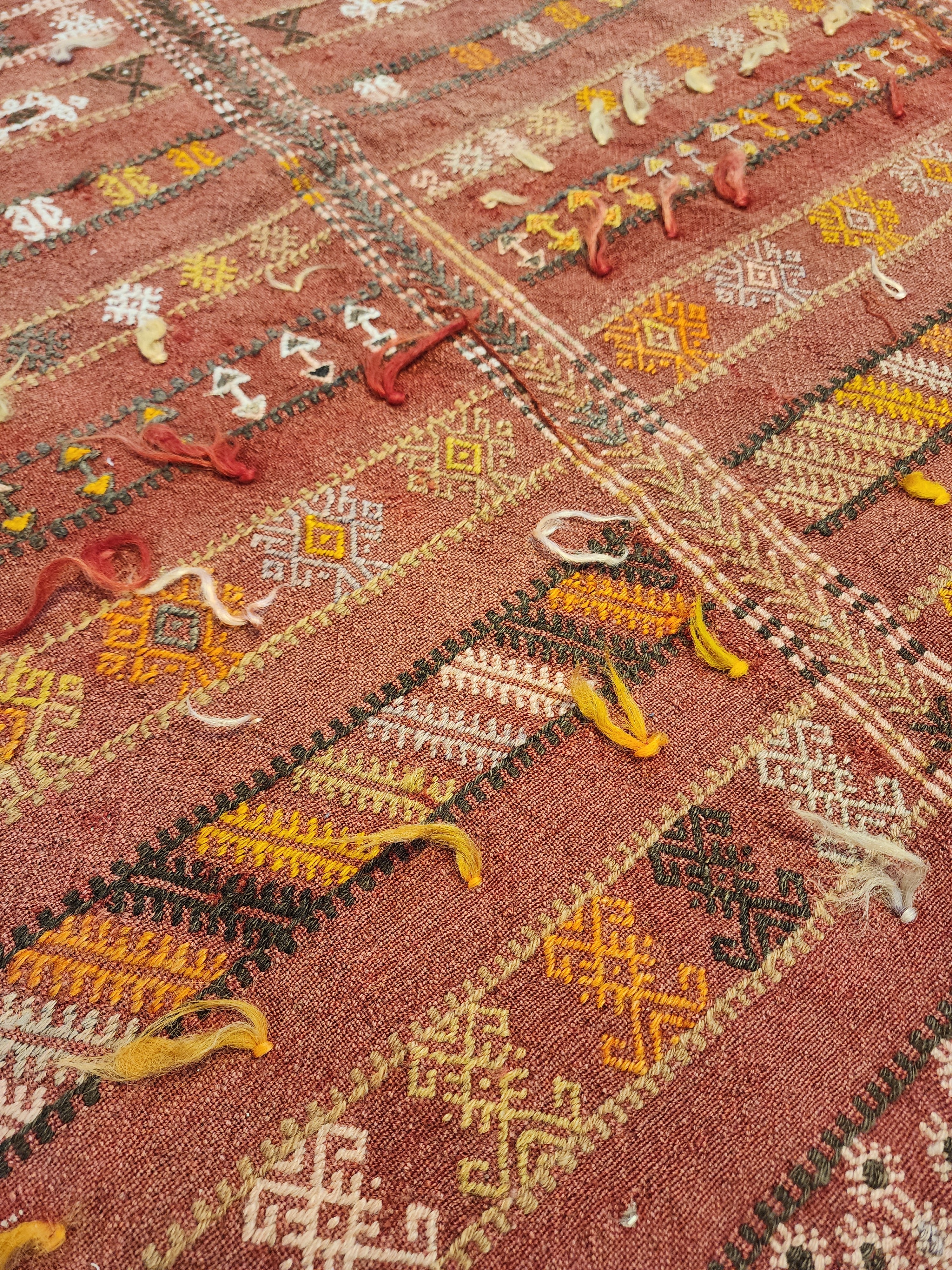 Vintage Persian Area Kilim Living Room, 5'3'' x 3'6''