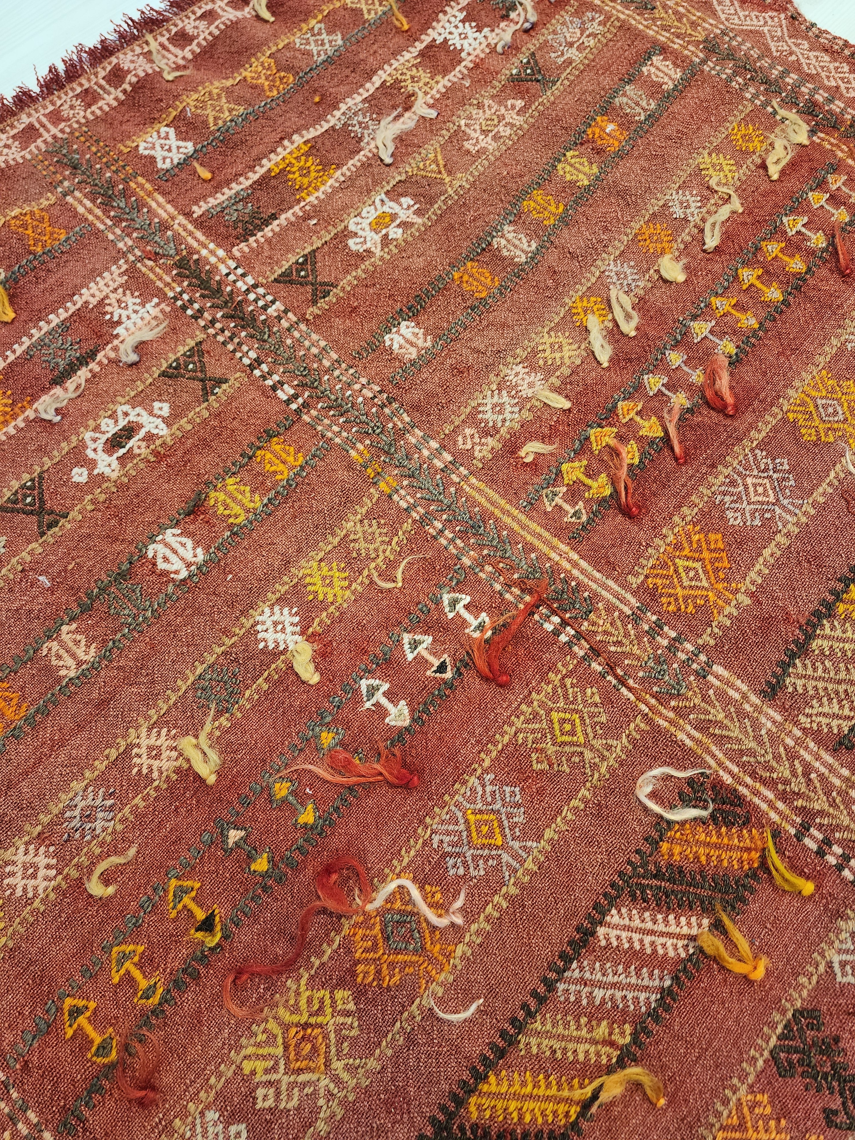 vintage Konya Wool Small Rug — edge weave