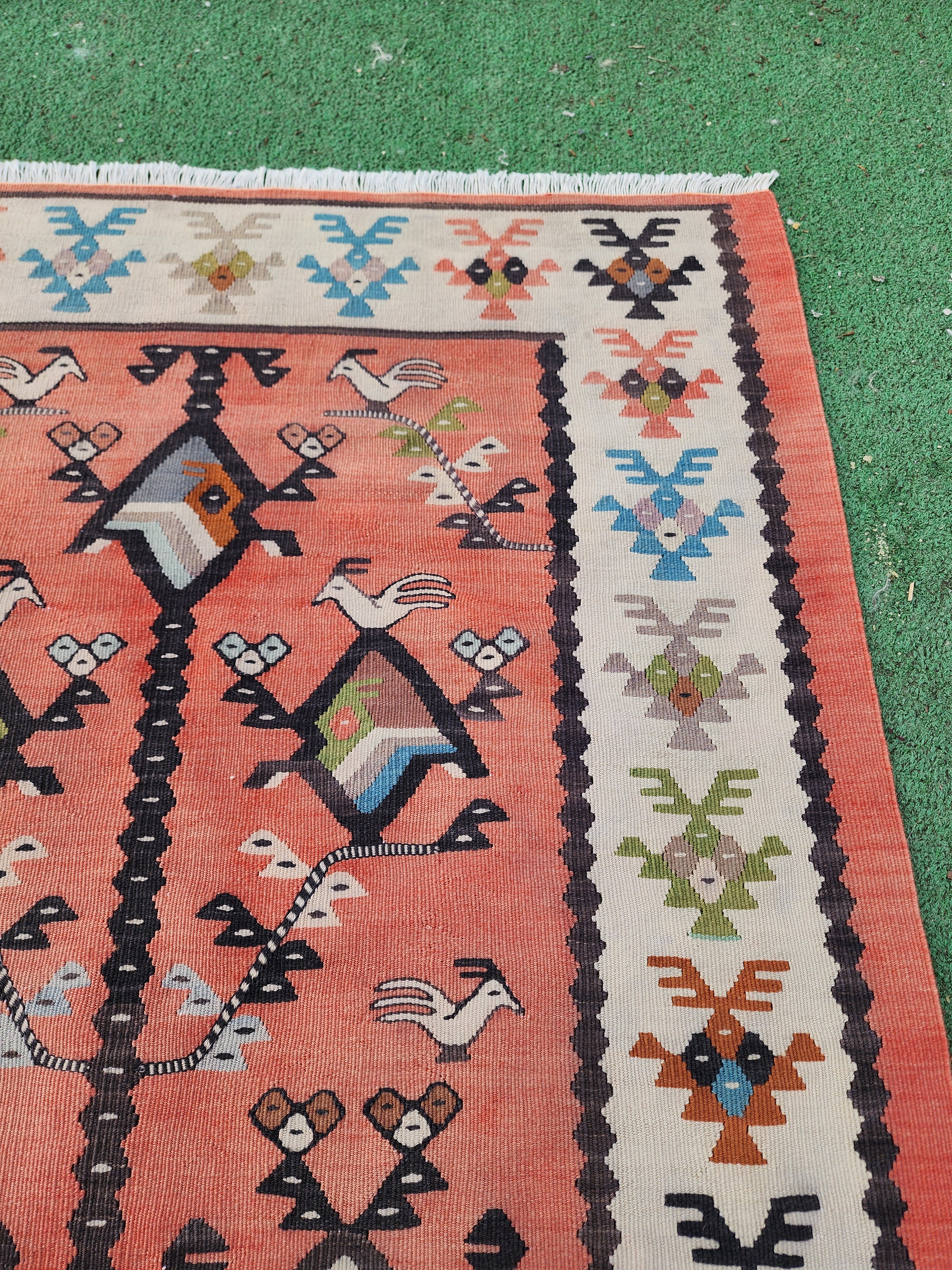 vintage Anatolian Wool Small Rug — pattern close-up