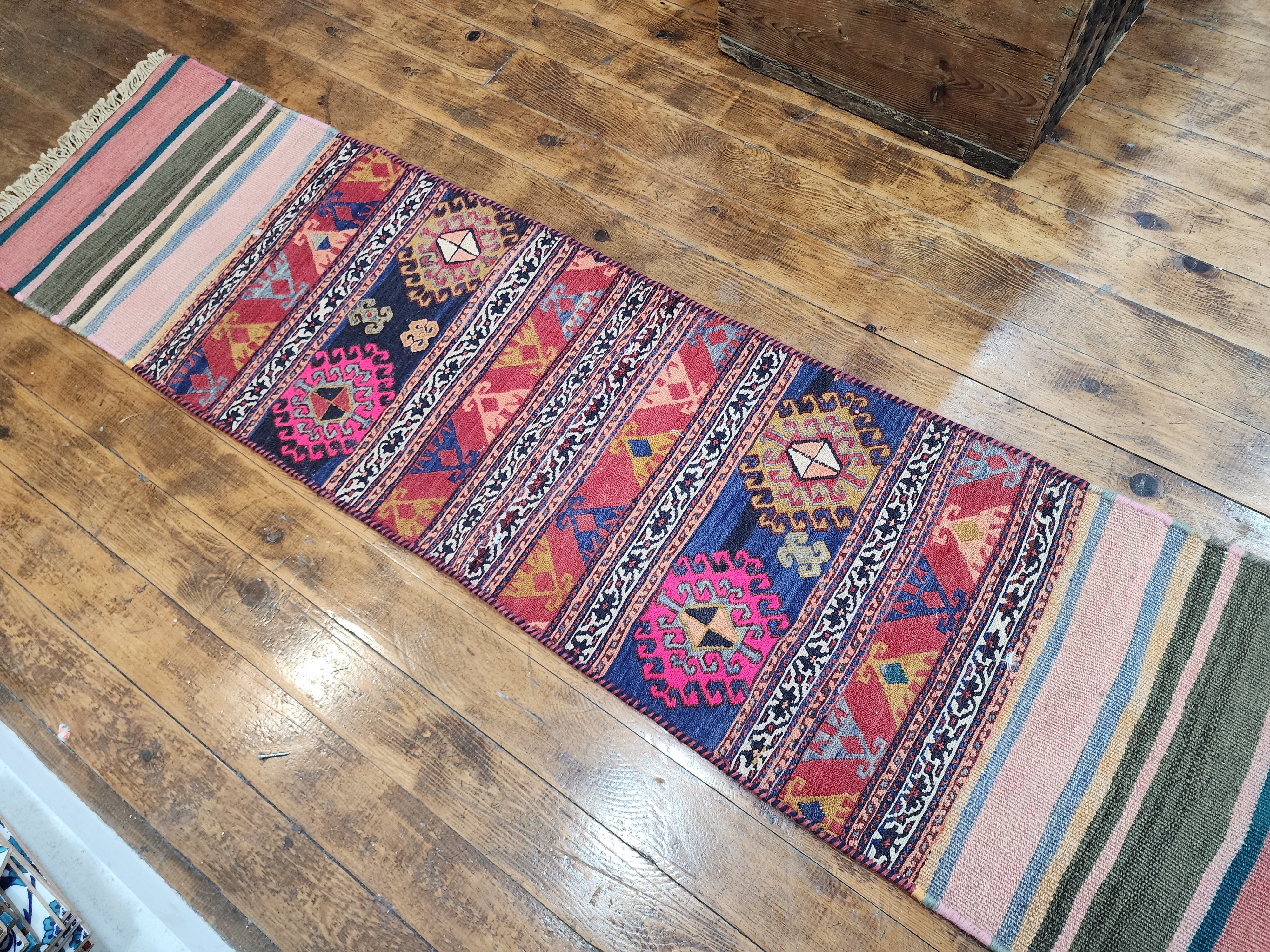vintage Soumak Wool Runner Rug — colour close-up