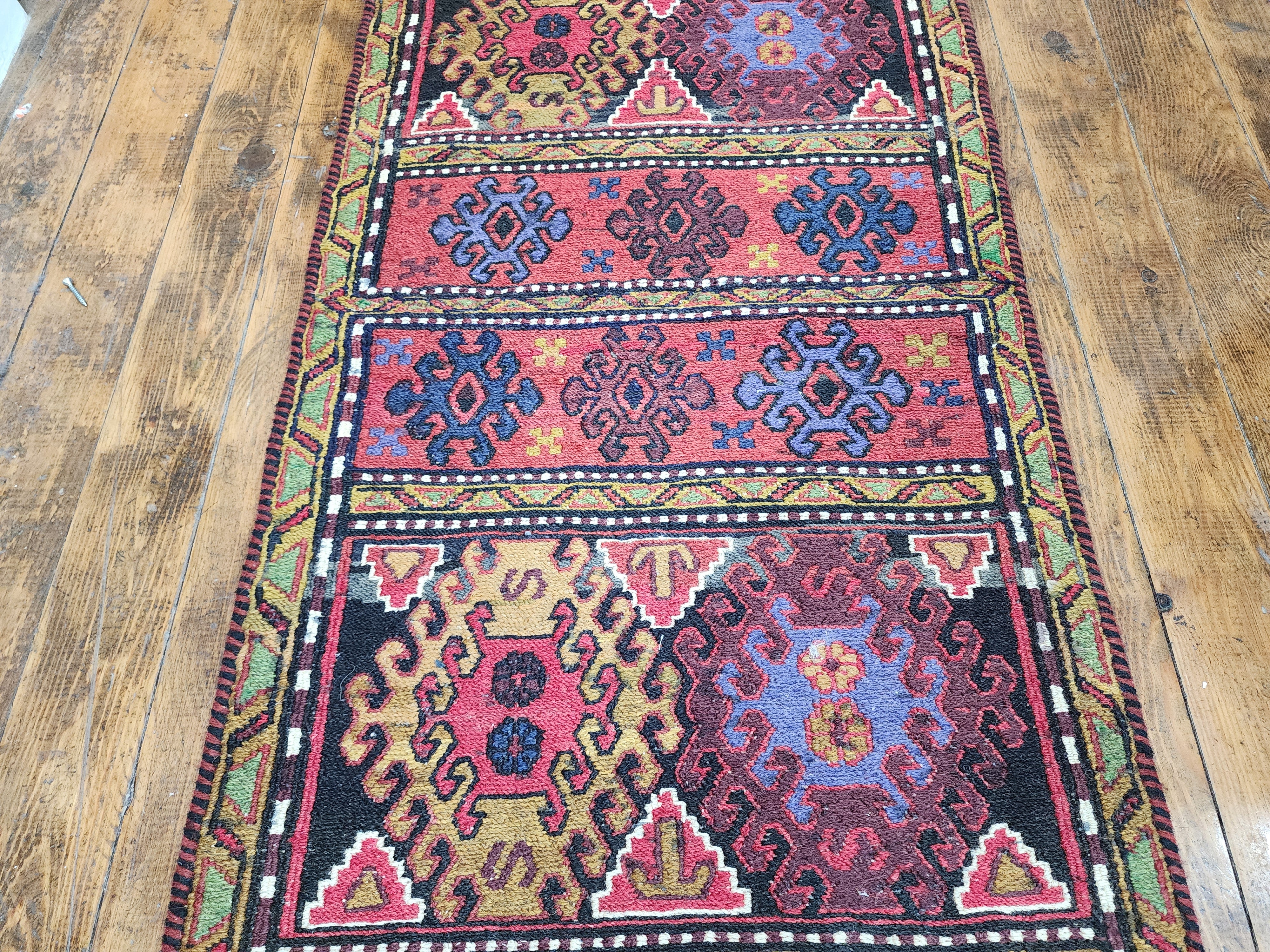 Vintage Soumak Kilim Runner Rug: Turkish Wool Flatweave, 6x2