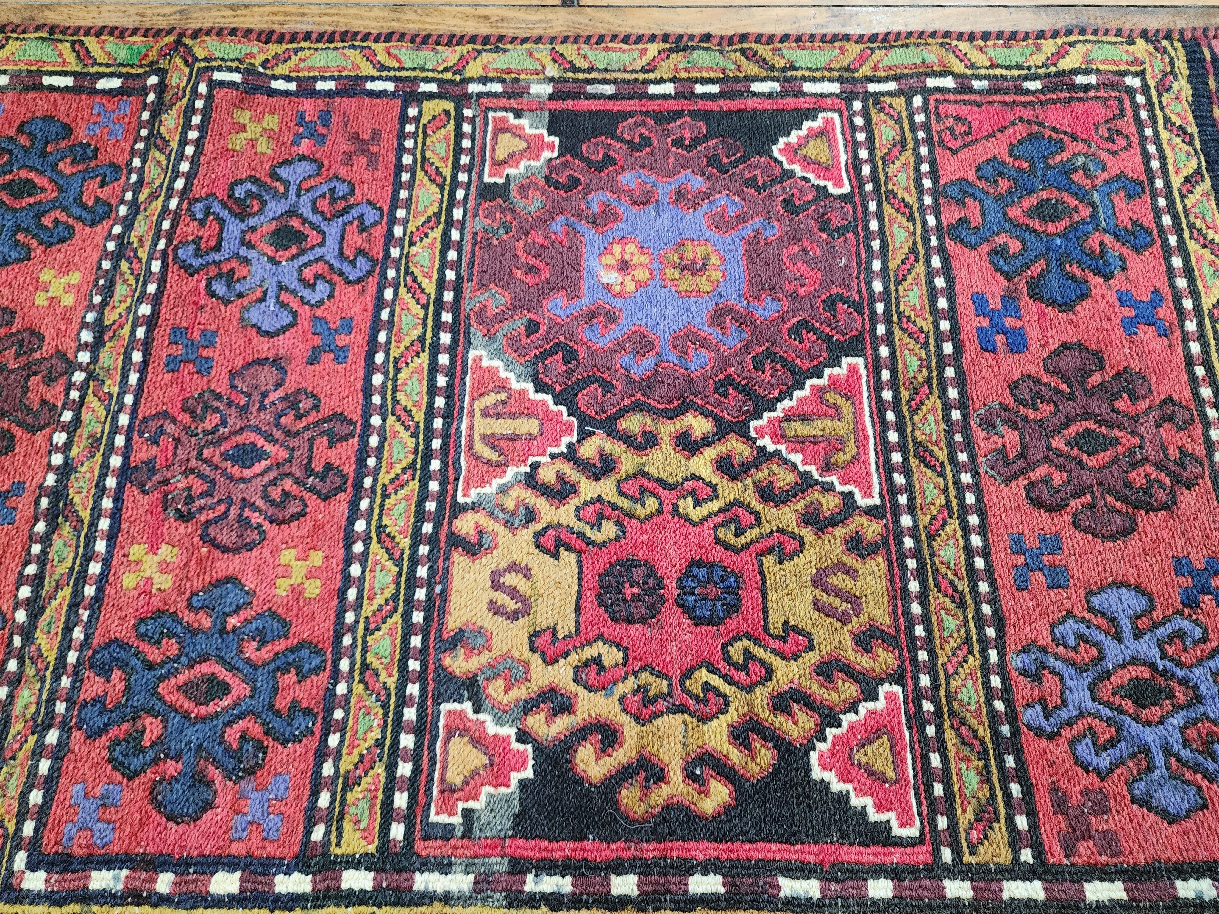 vintage Soumak Wool Runner Rug — corner detail