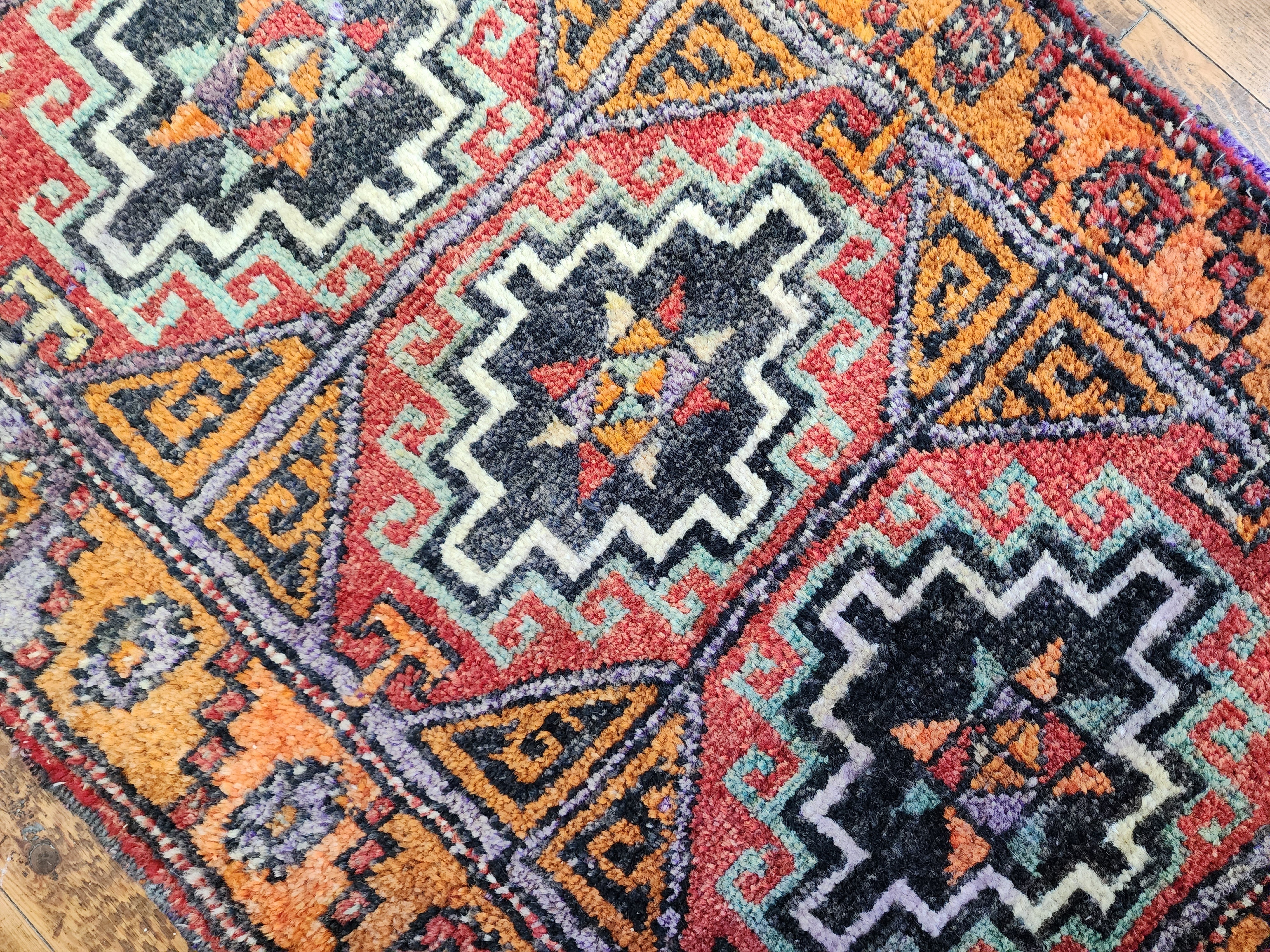 antique Konya Wool Small Rug — edge weave