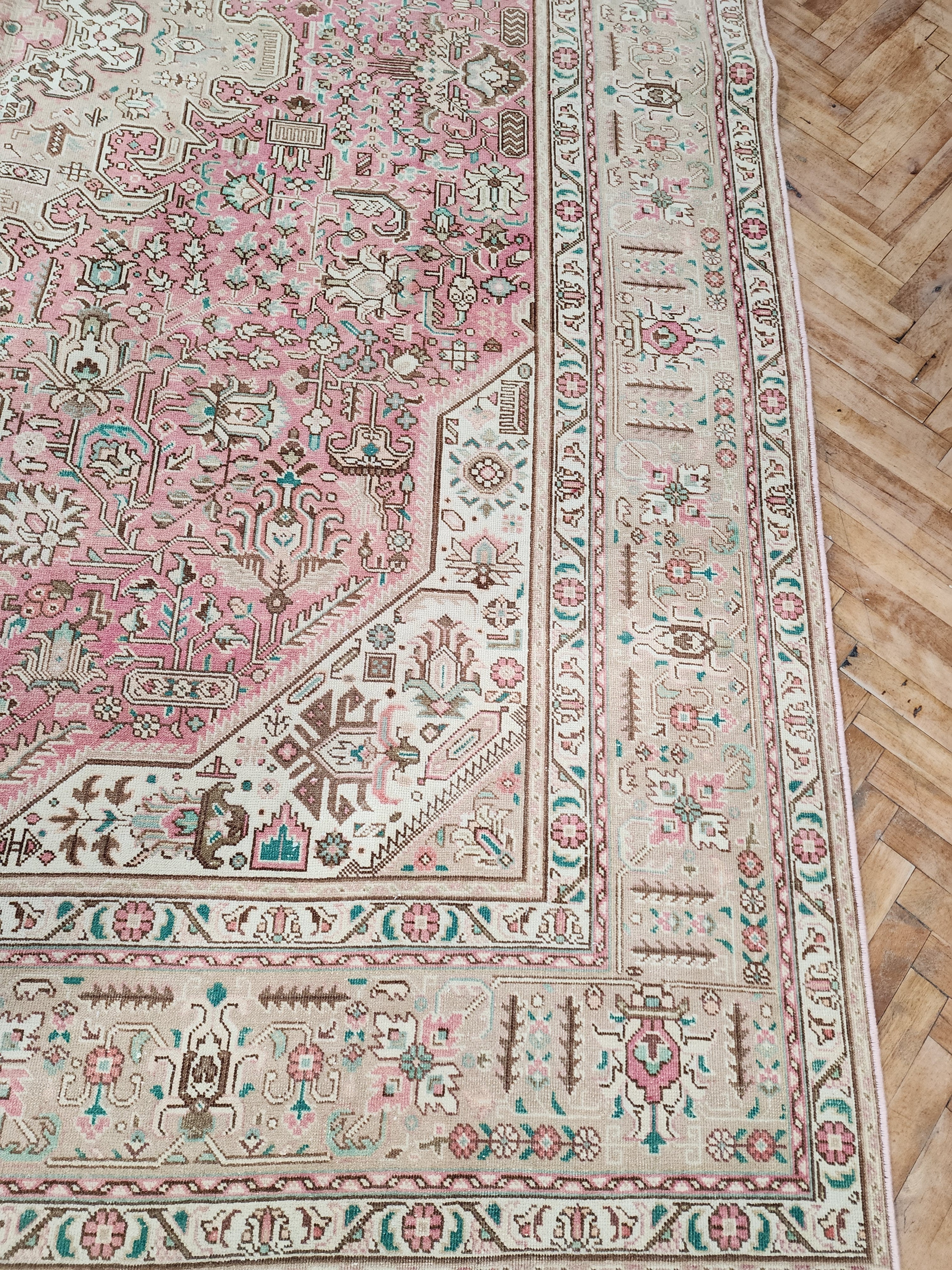vintage Kayseri Wool Large Area Rug — detail texture