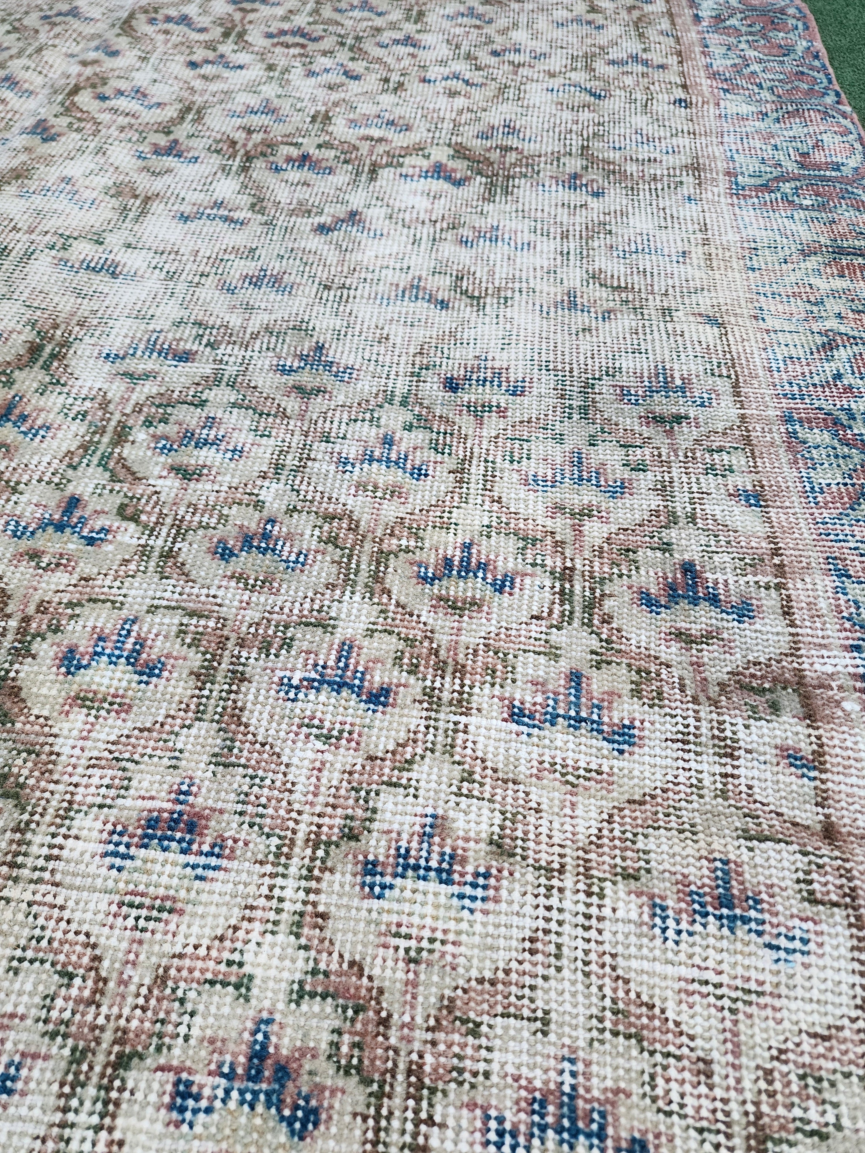antique Persian Wool Area Rug — edge weave