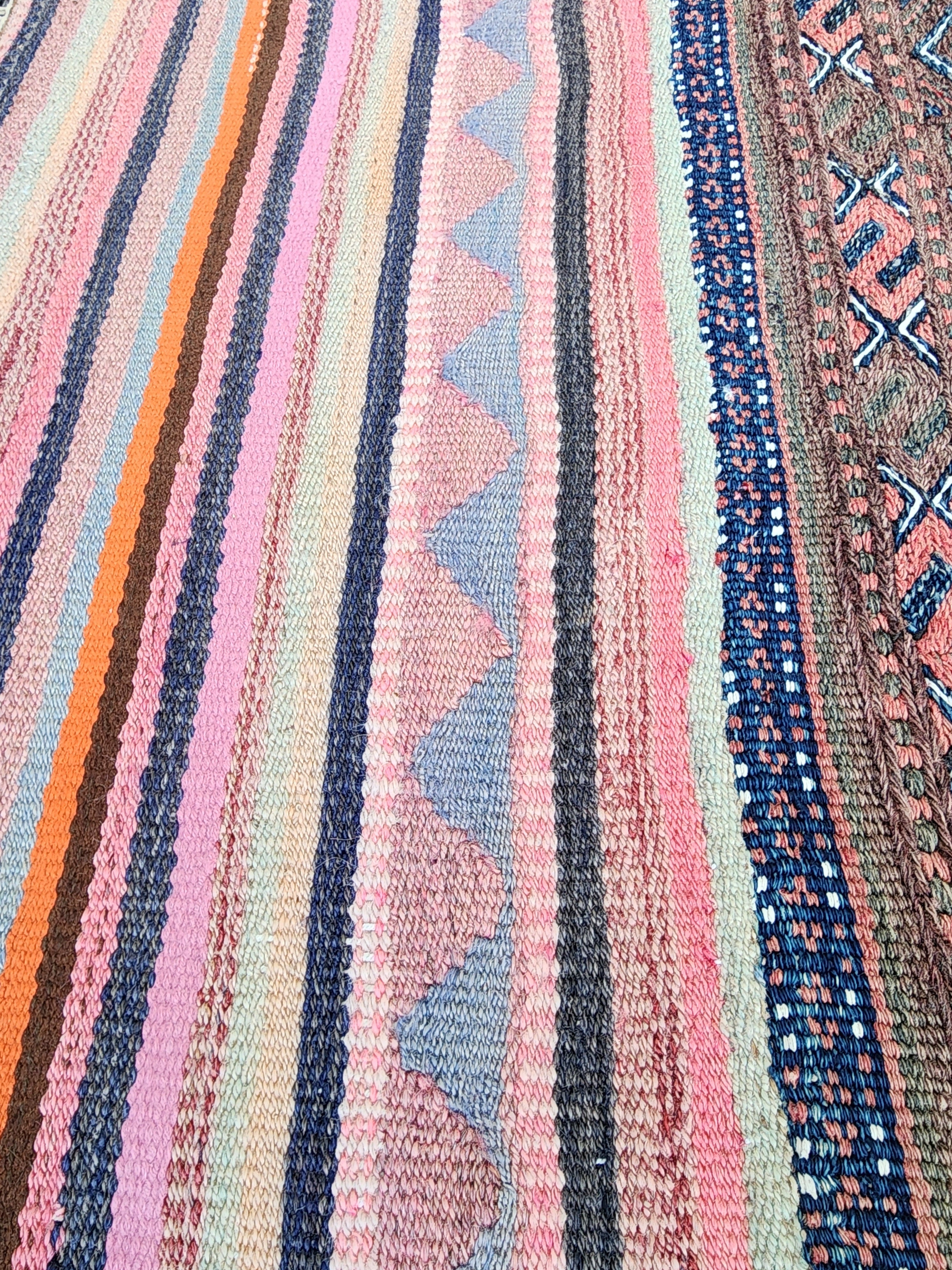 vintage Kilim Wool Runner Rug — pile detail