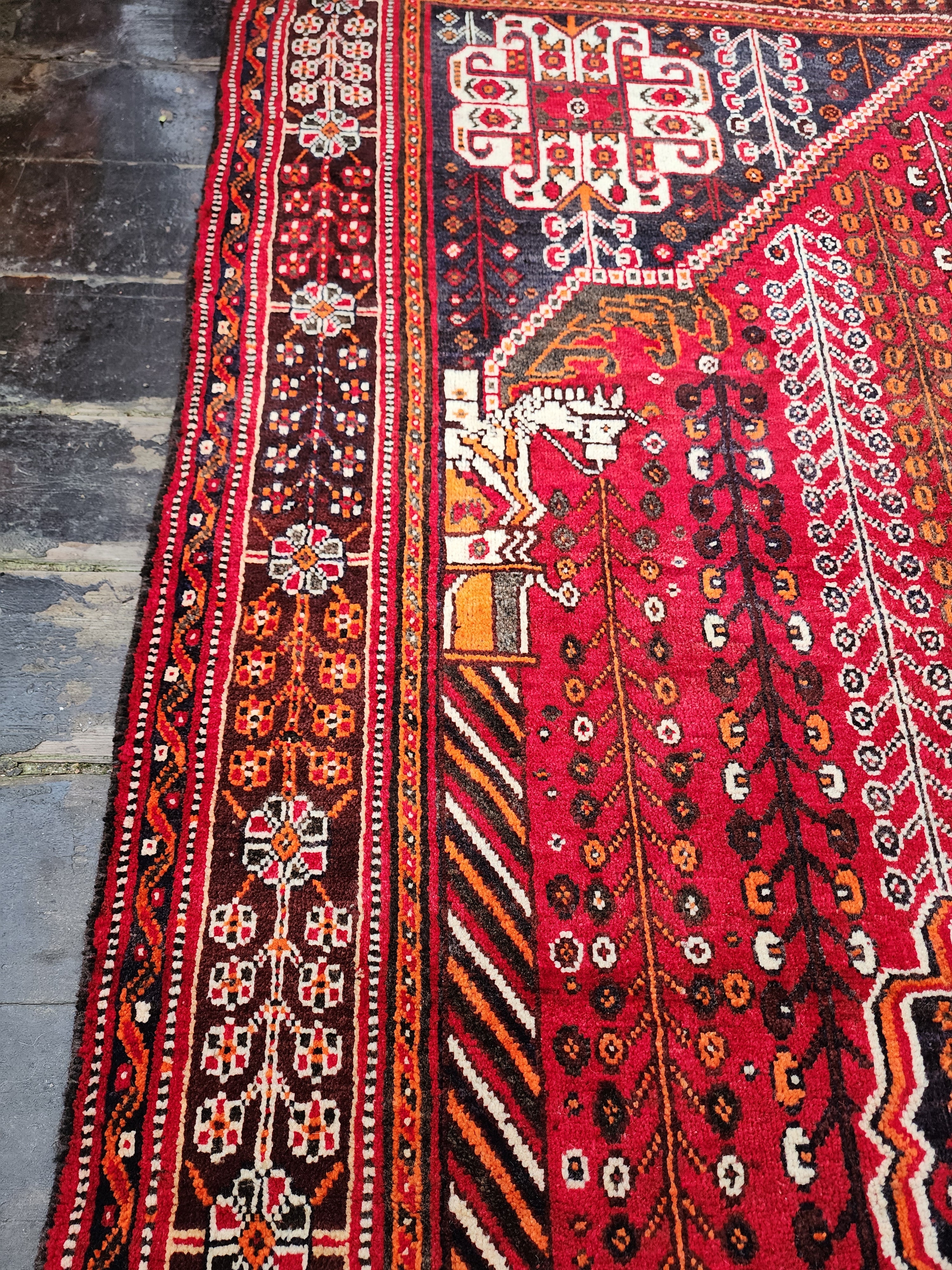vintage Persian Area Rug — corner detail
