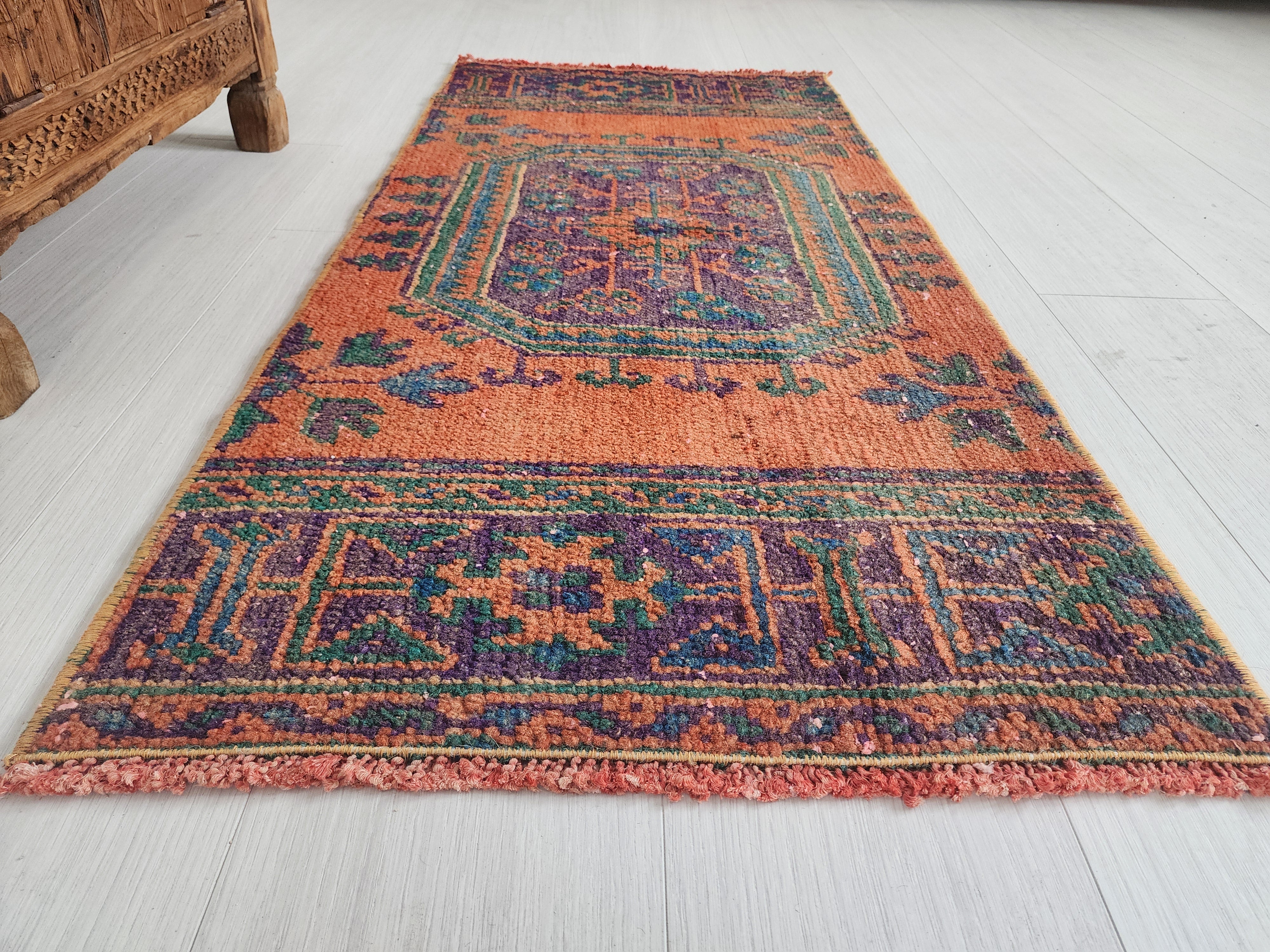 vintage Anatolian Small Rug — border pattern