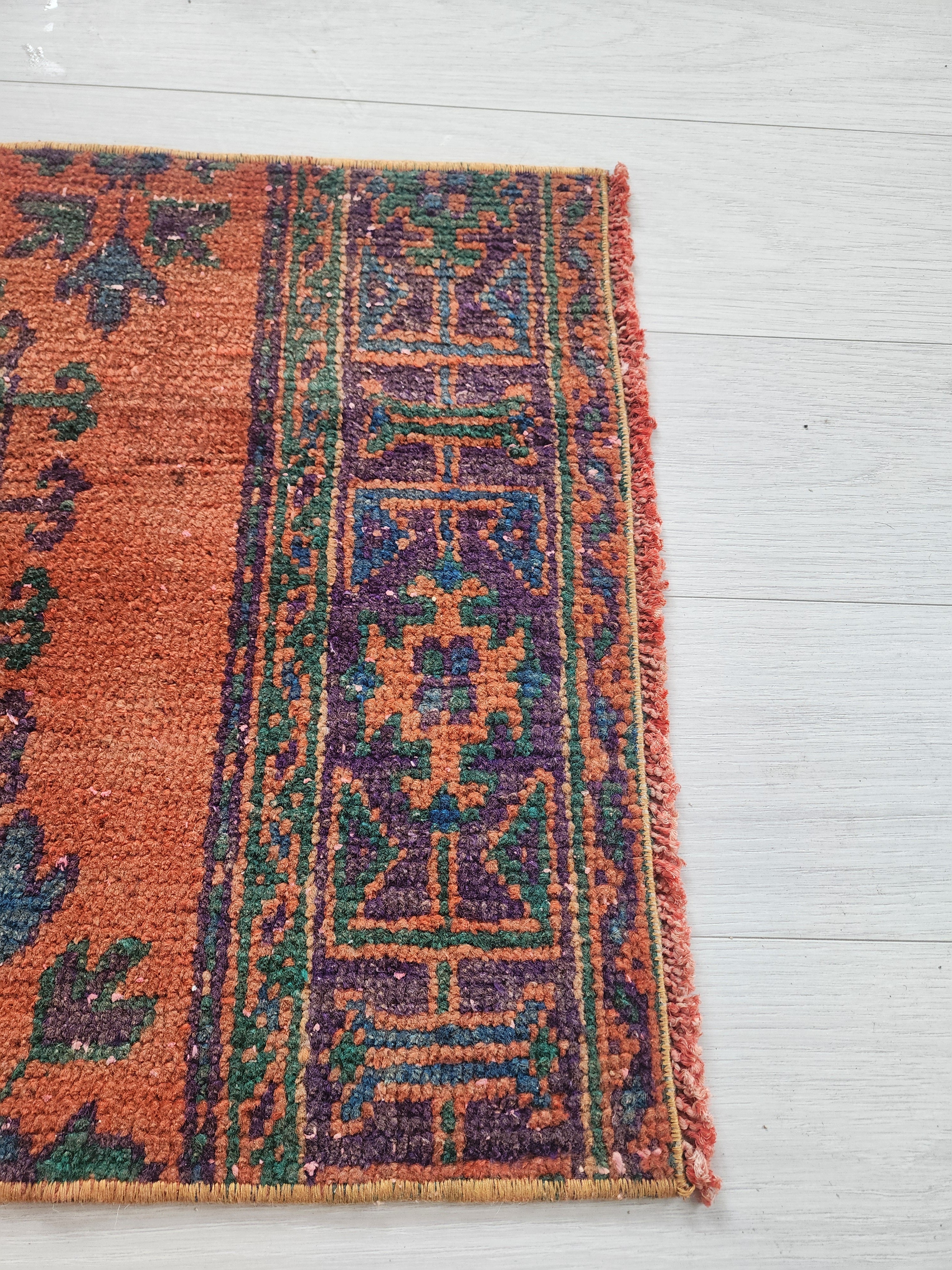 vintage Anatolian Small Rug — corner detail