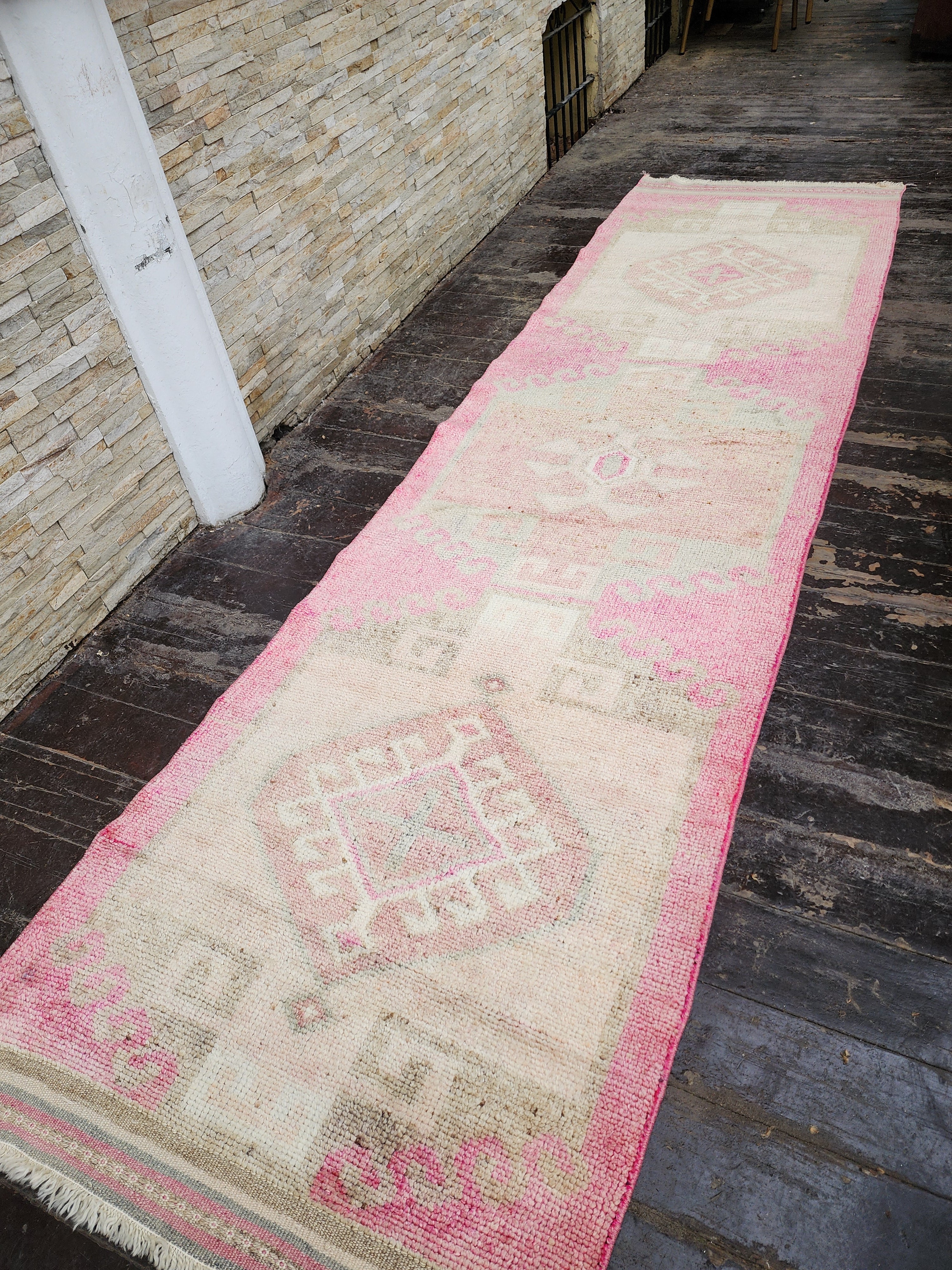 Tapis de couloir Oushak turc pâle 11'10''x3'3''