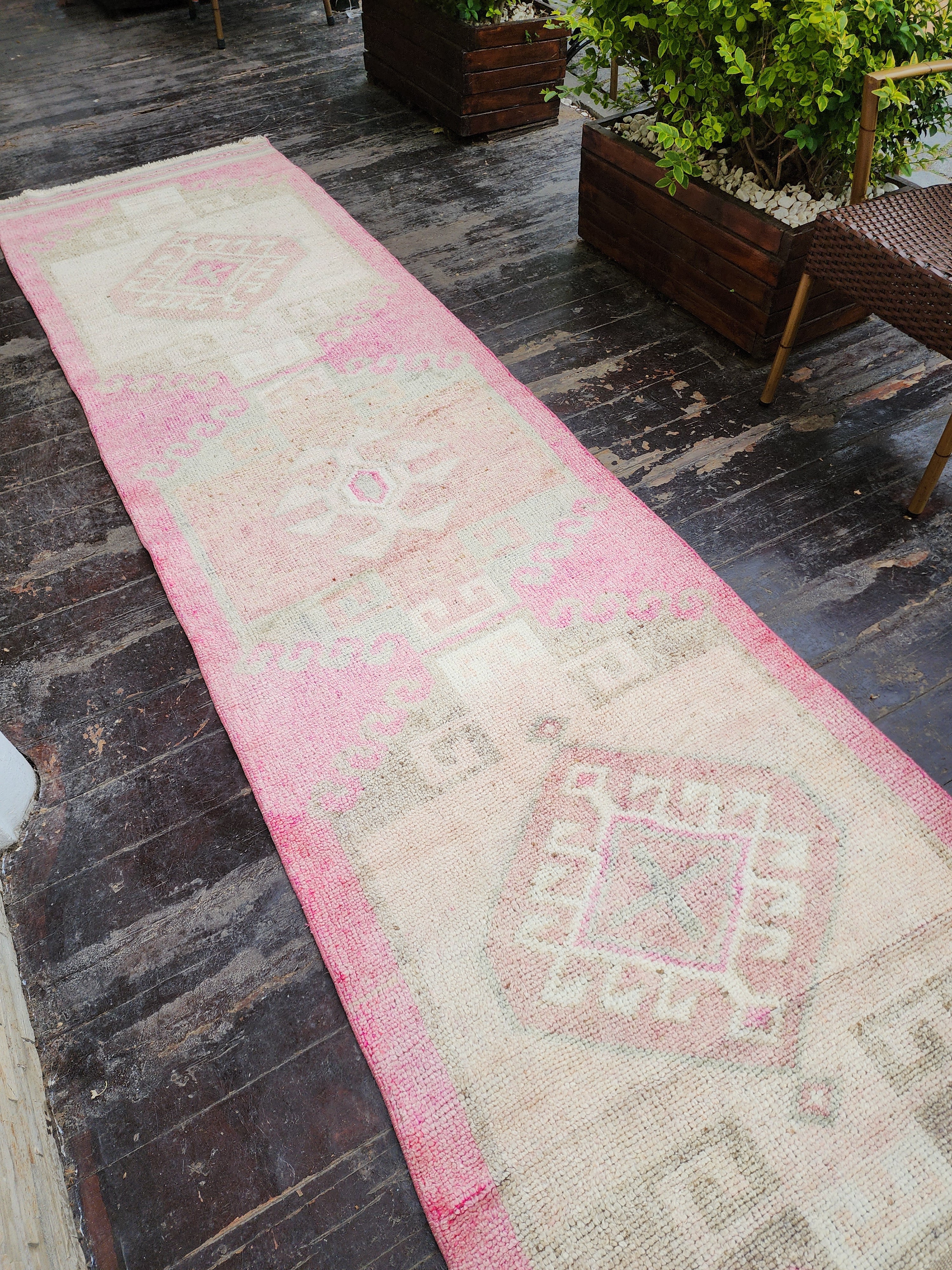 Tapis de couloir Oushak turc pâle 11'10''x3'3''