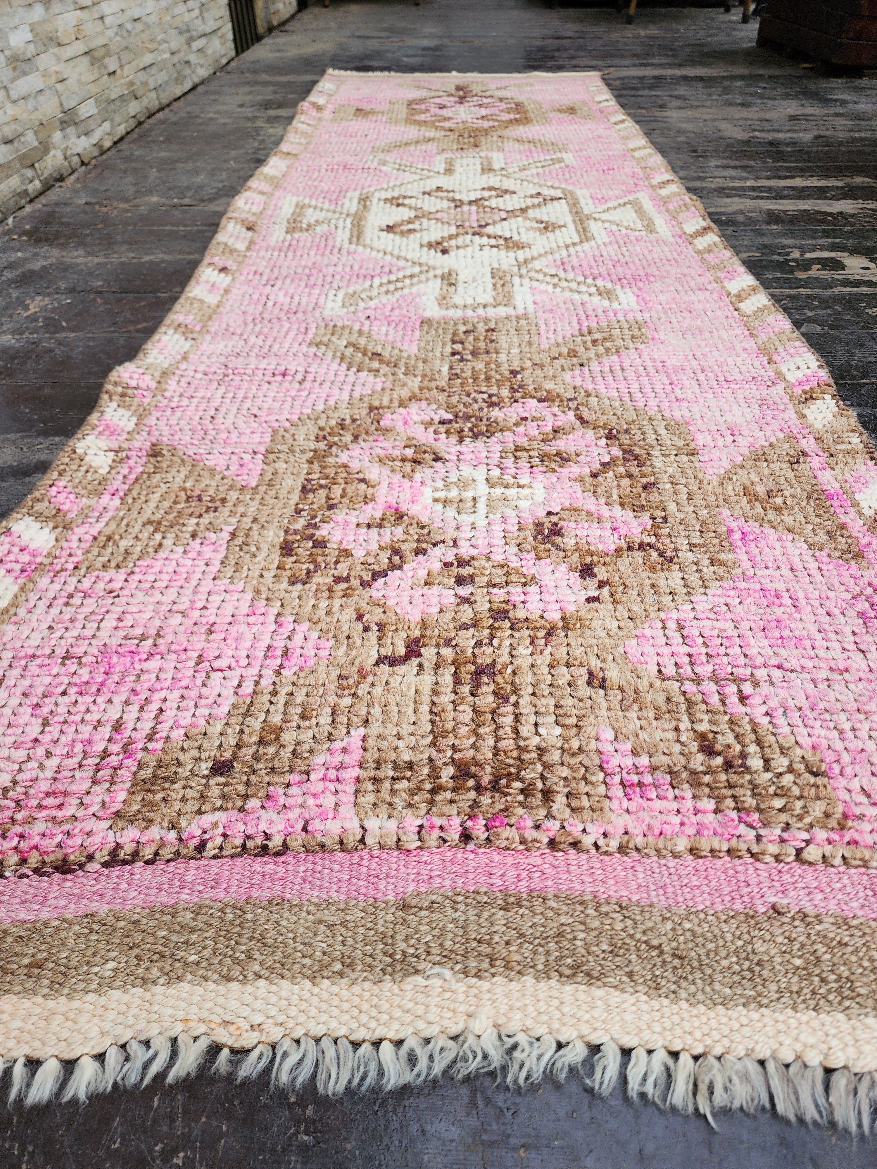 Tapis de couloir Oushak turc pâle 2'8'' x 9'5''