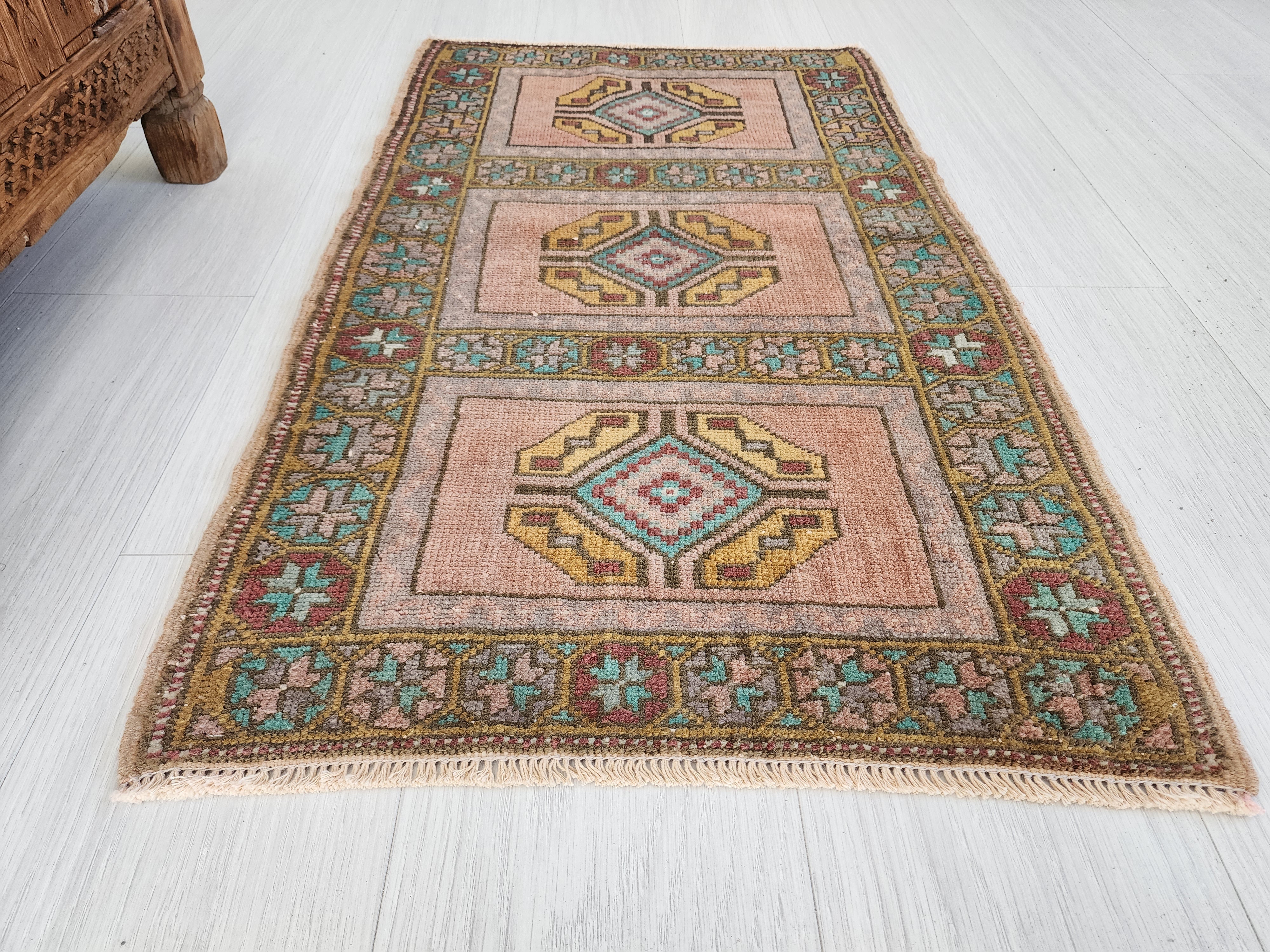 vintage Anatolian Wool Small Rug — edge weave