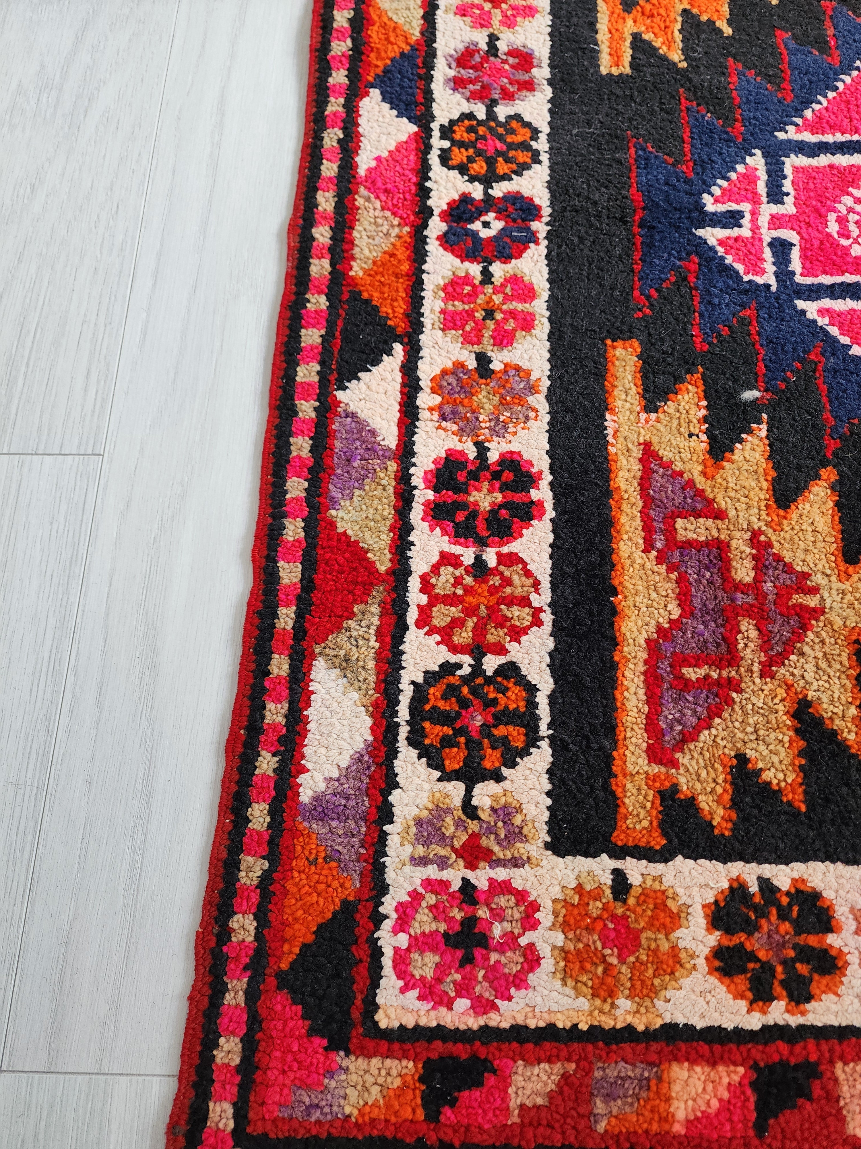 antique Anatolian Wool Runner Rug — corner detail