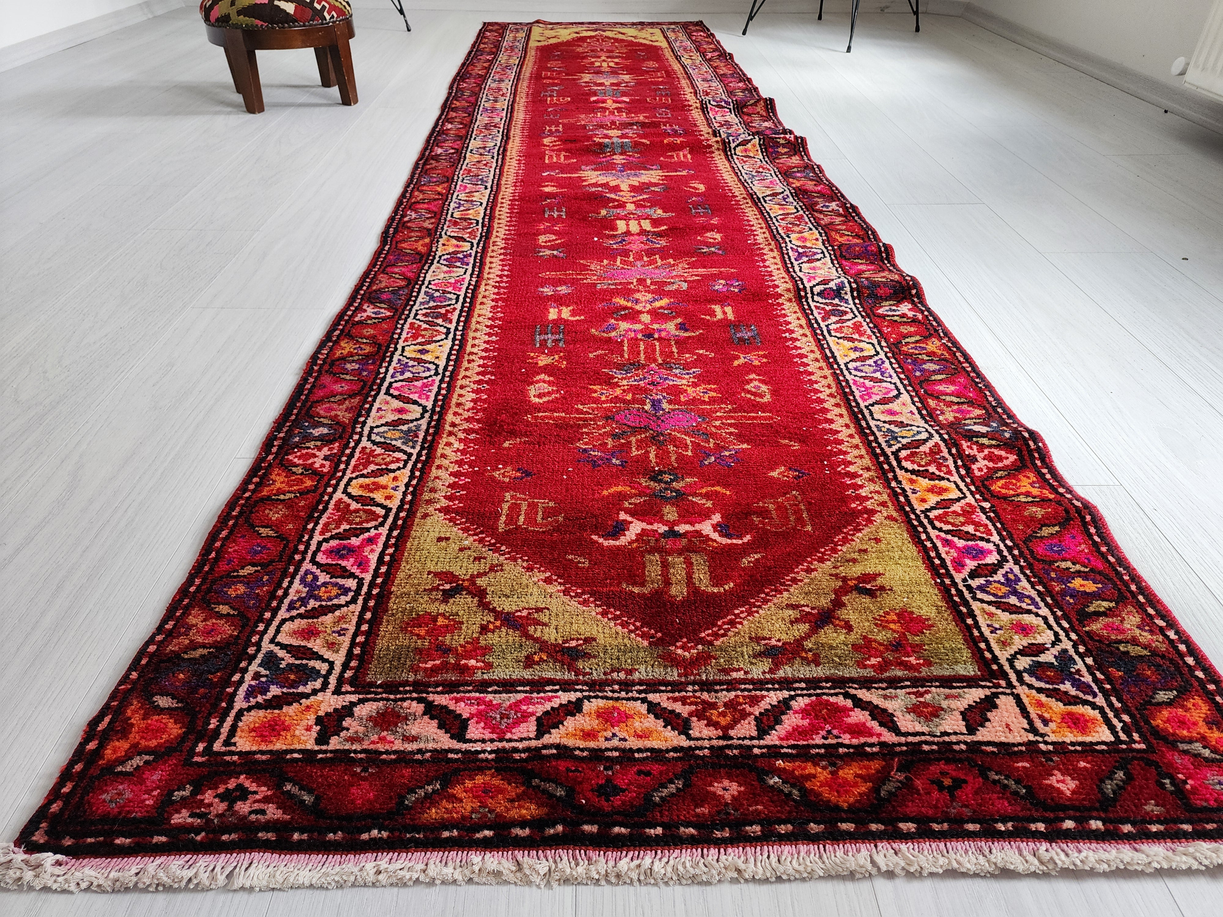 vintage Tribal Runner Rug — border pattern