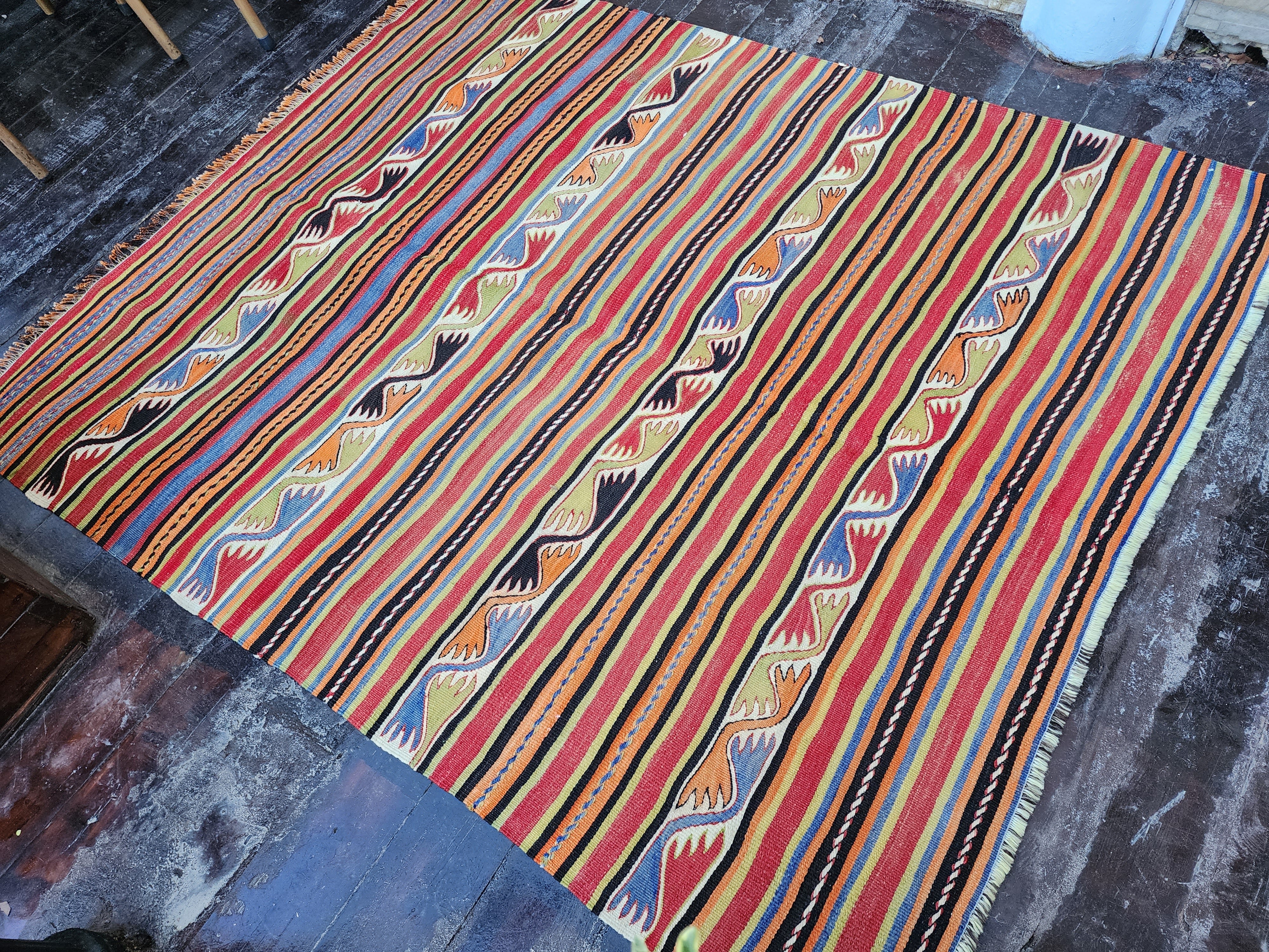 vintage Konya Wool Area Rug — detail texture