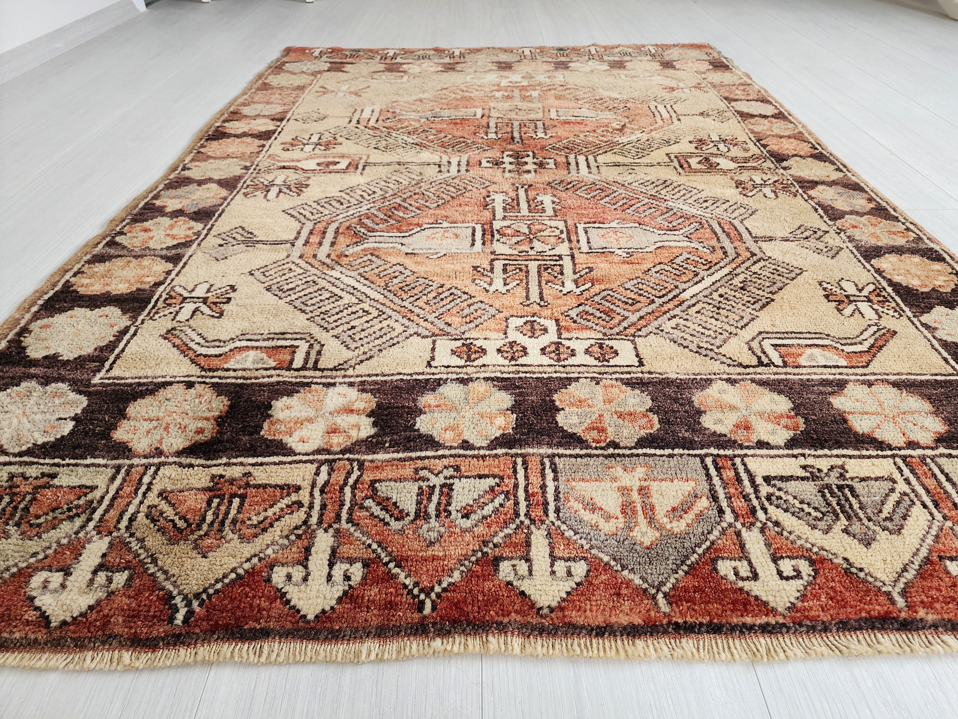 antique Konya Wool Small Rug — pile detail